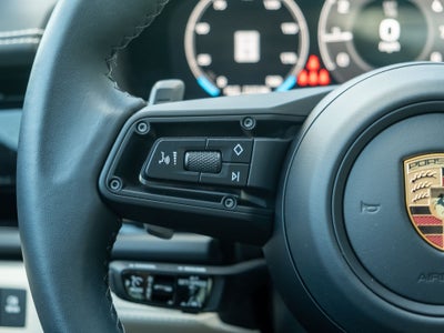 2024 Porsche Panamera 4
