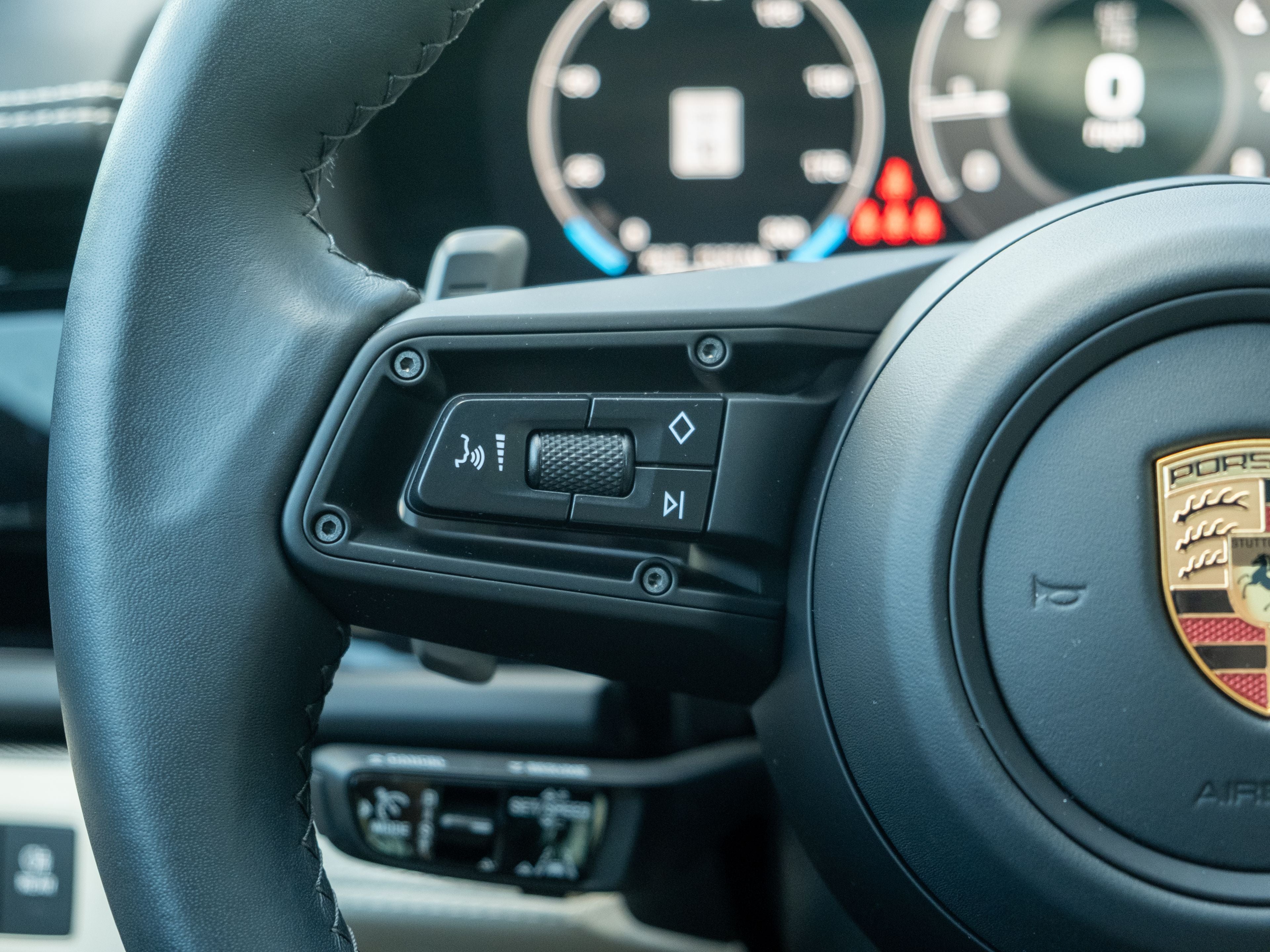 2024 Porsche Panamera 4