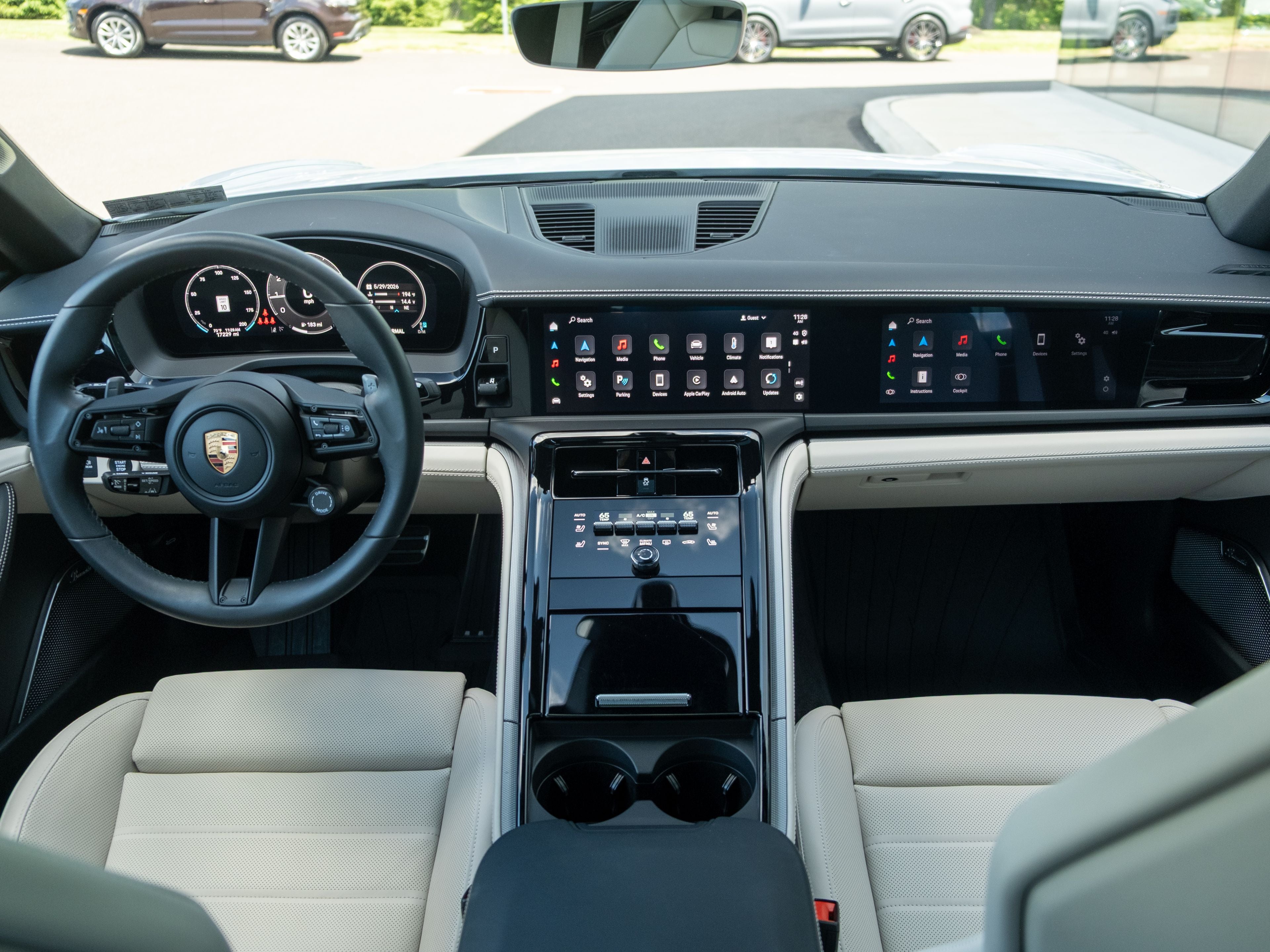 2024 Porsche Panamera 4