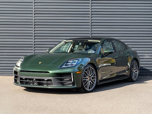 2026 Porsche Panamera 4