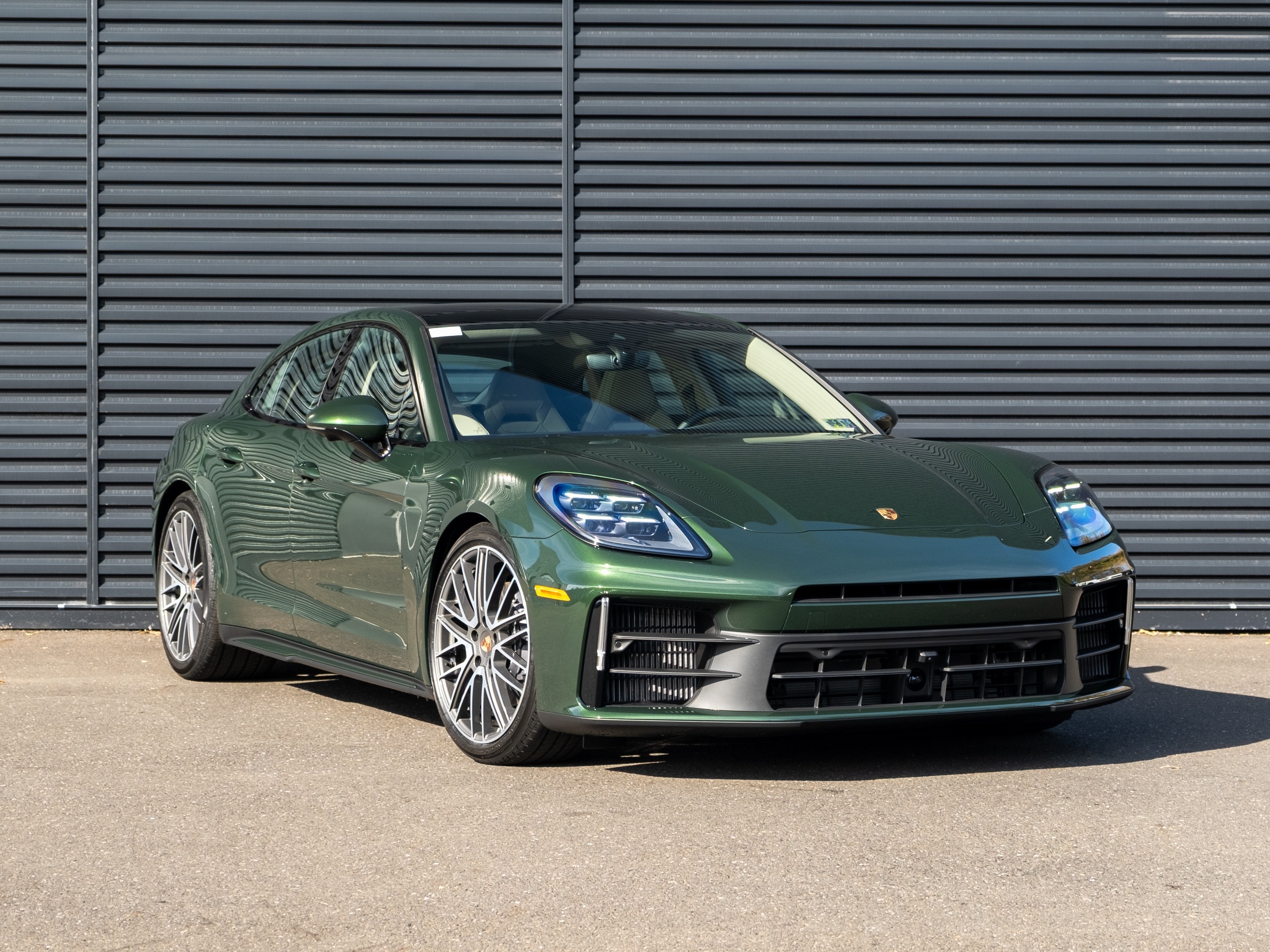 2026 Porsche Panamera 4
