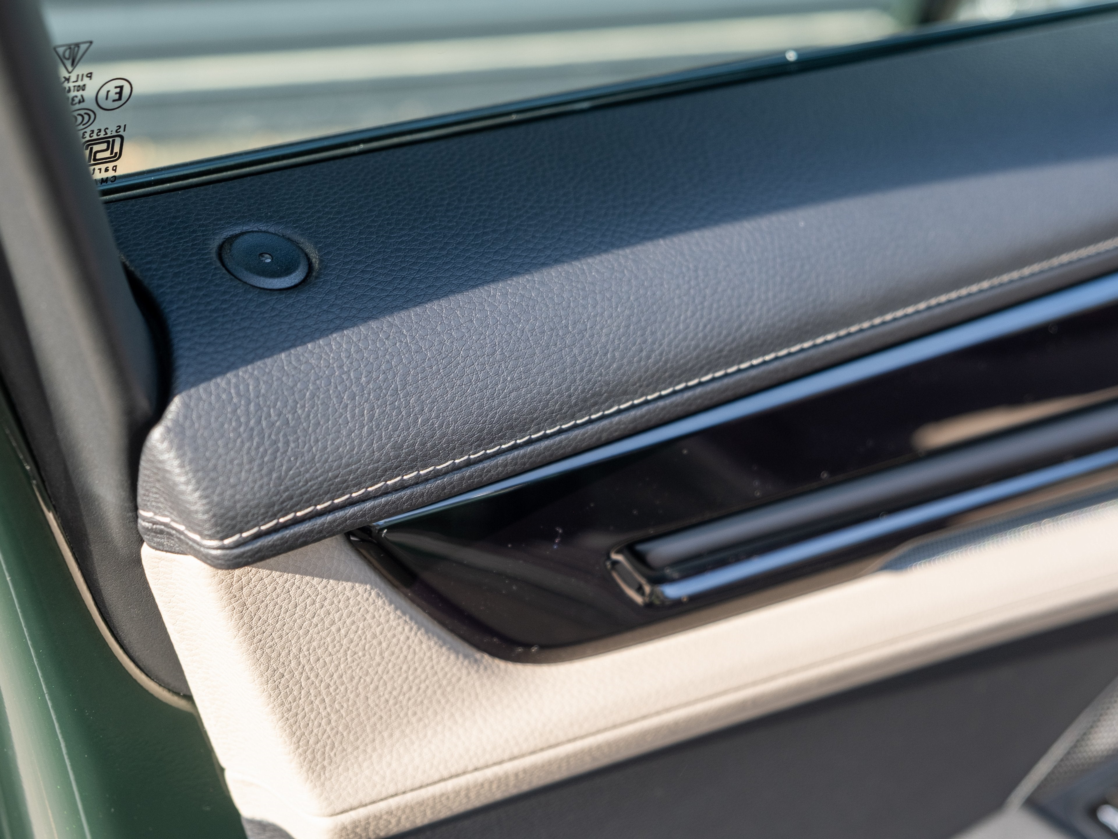 2026 Porsche Panamera 4