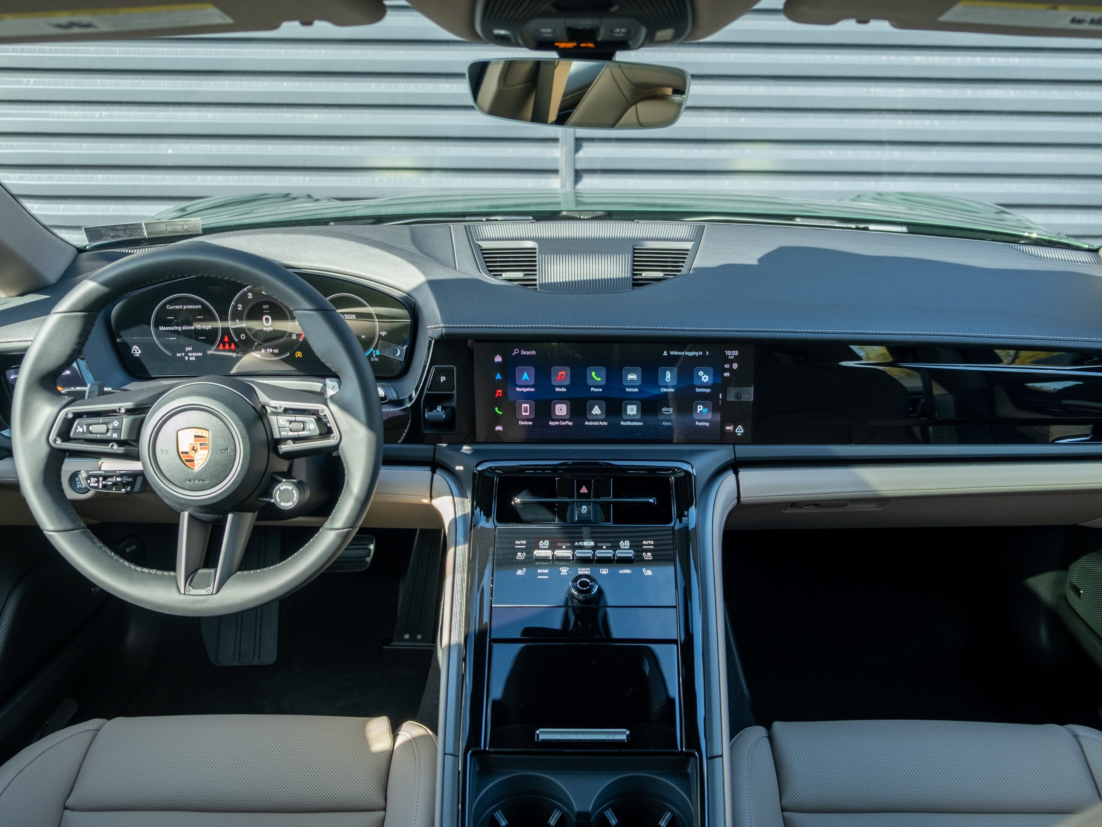 2026 Porsche Panamera 4