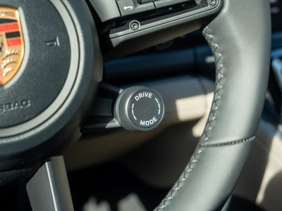 2026 Porsche Panamera 4