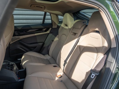 2026 Porsche Panamera 4