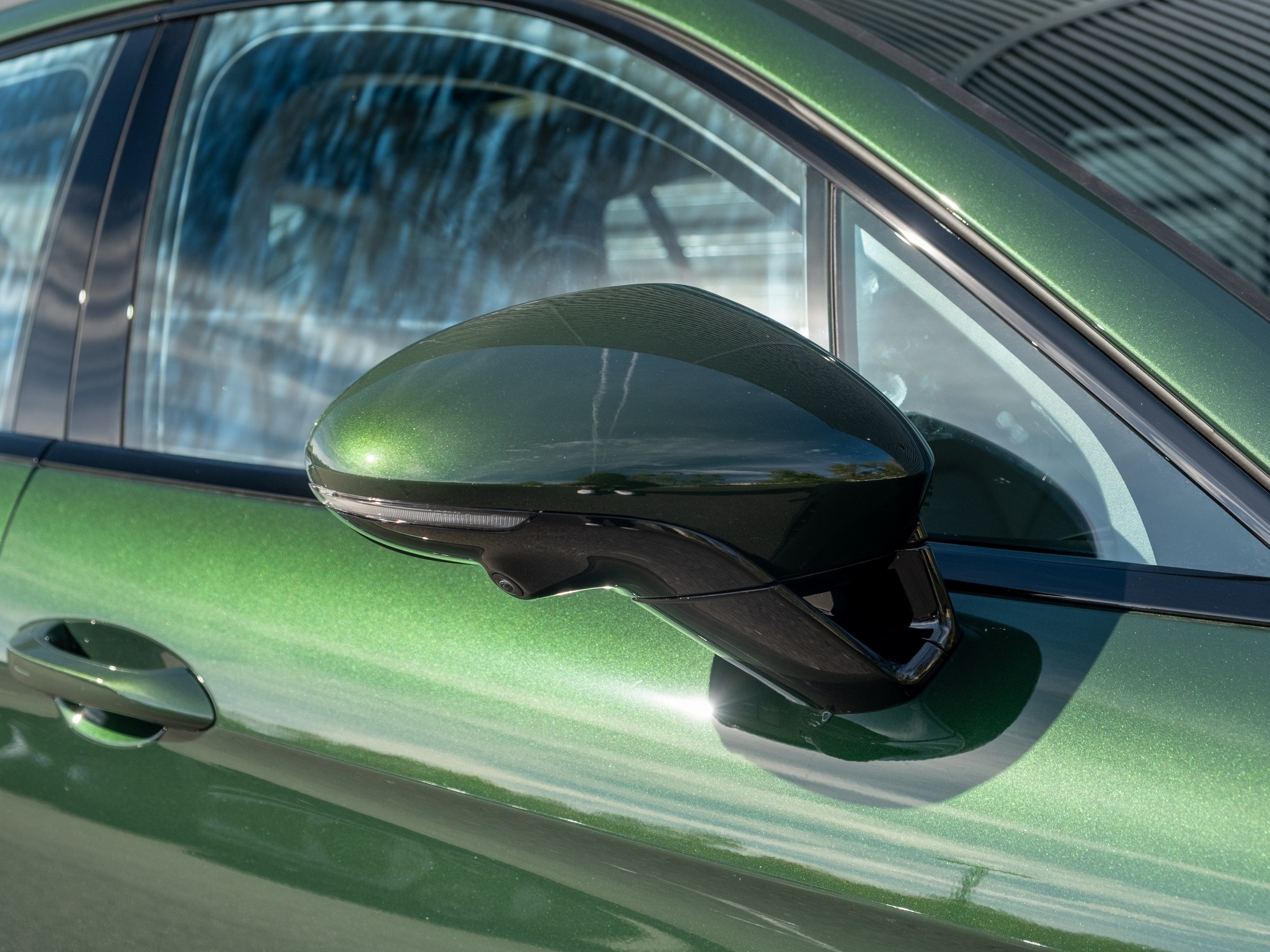 2026 Porsche Panamera 4