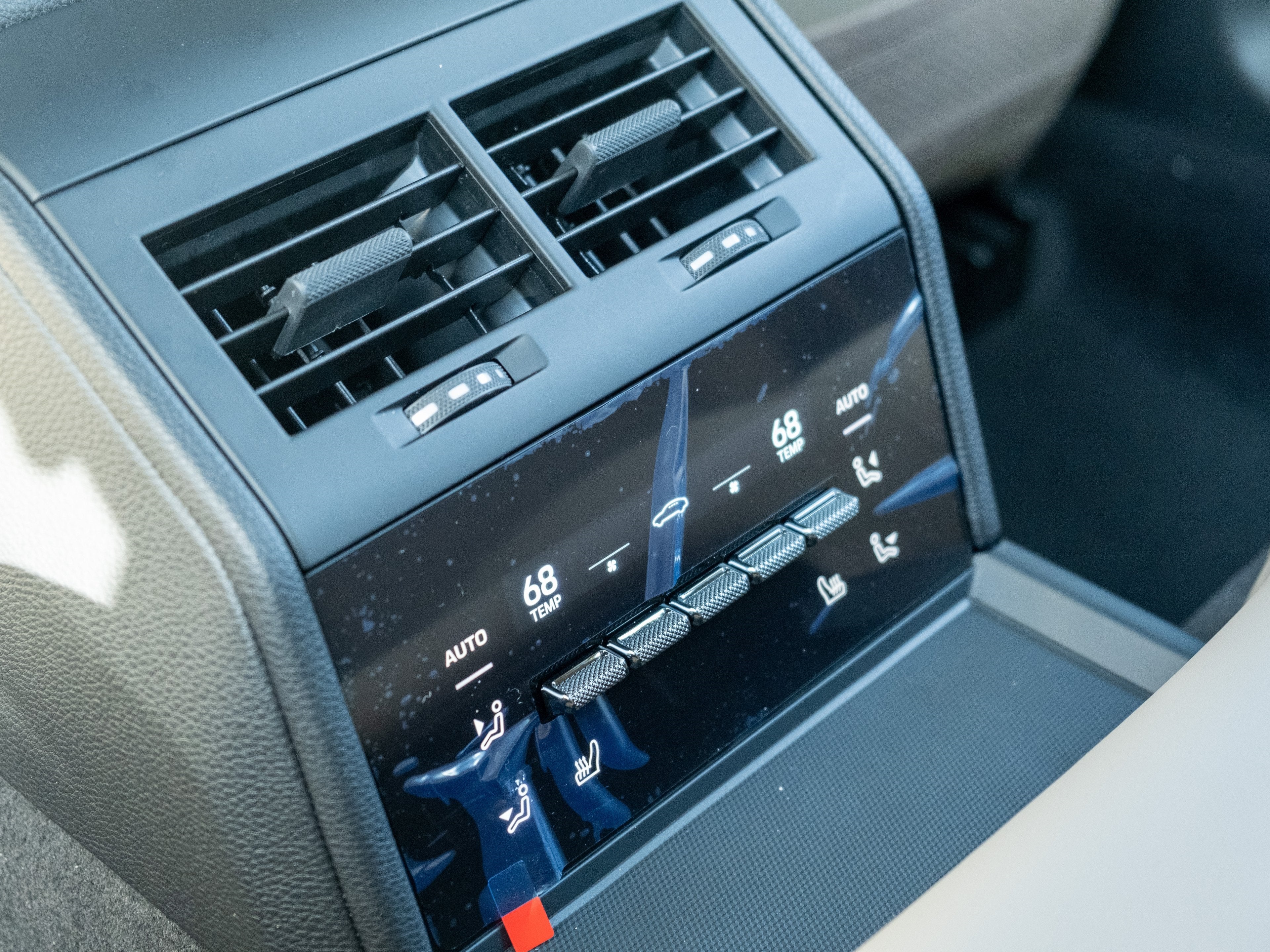 2026 Porsche Panamera 4