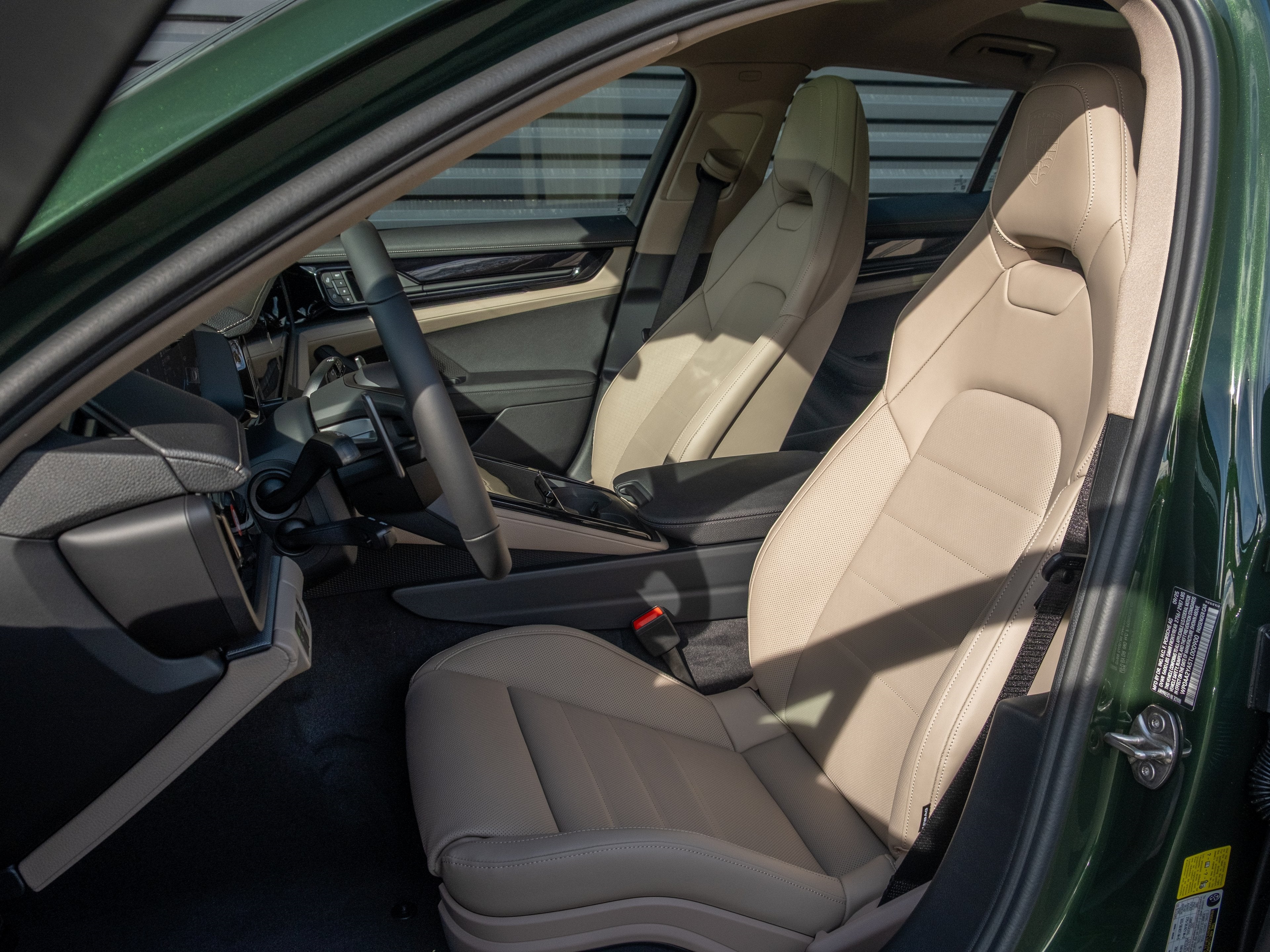 2026 Porsche Panamera 4