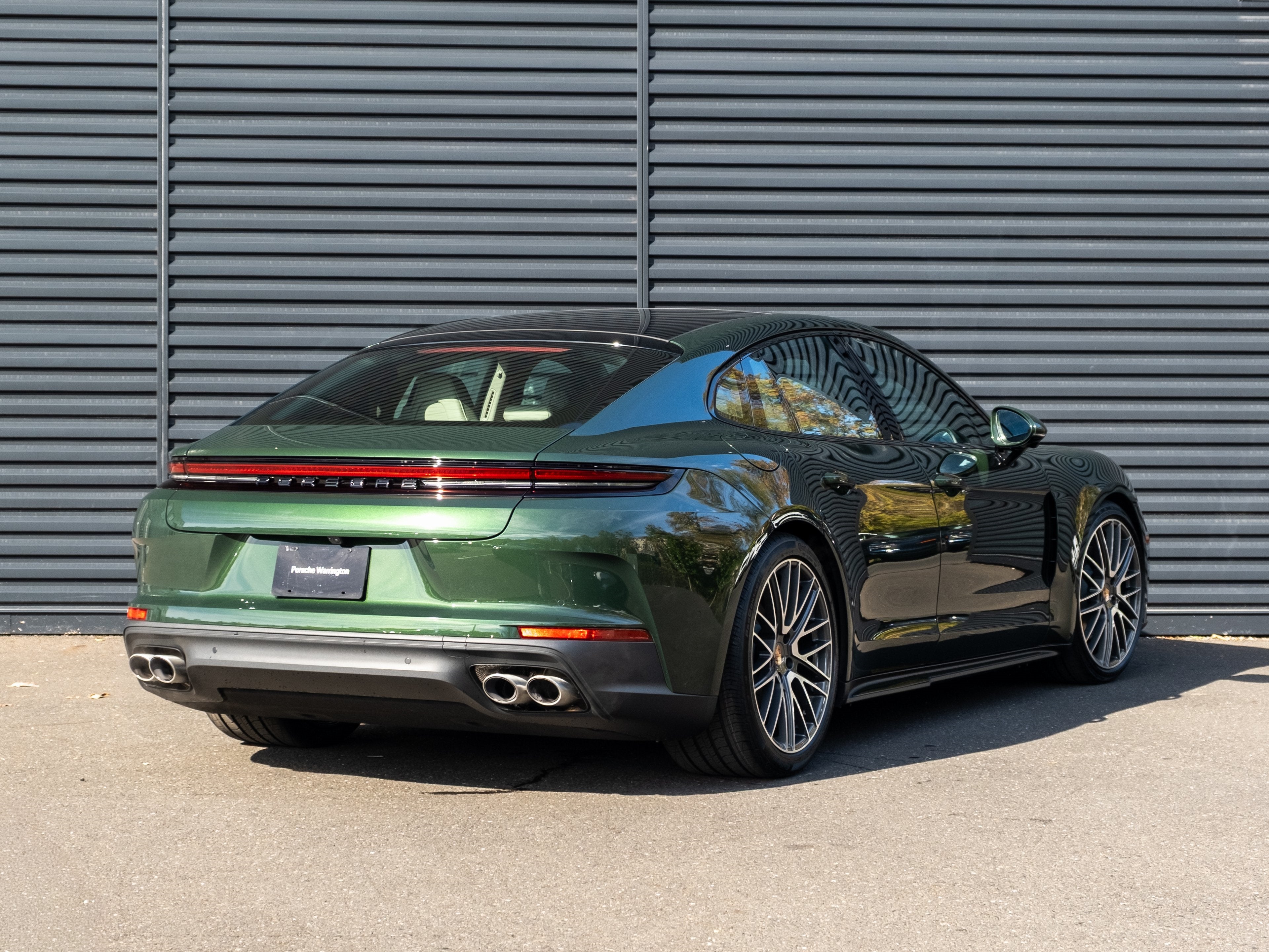 2026 Porsche Panamera 4