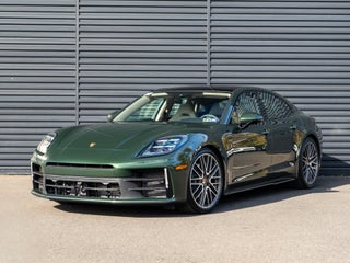 2026 Porsche Panamera 4
