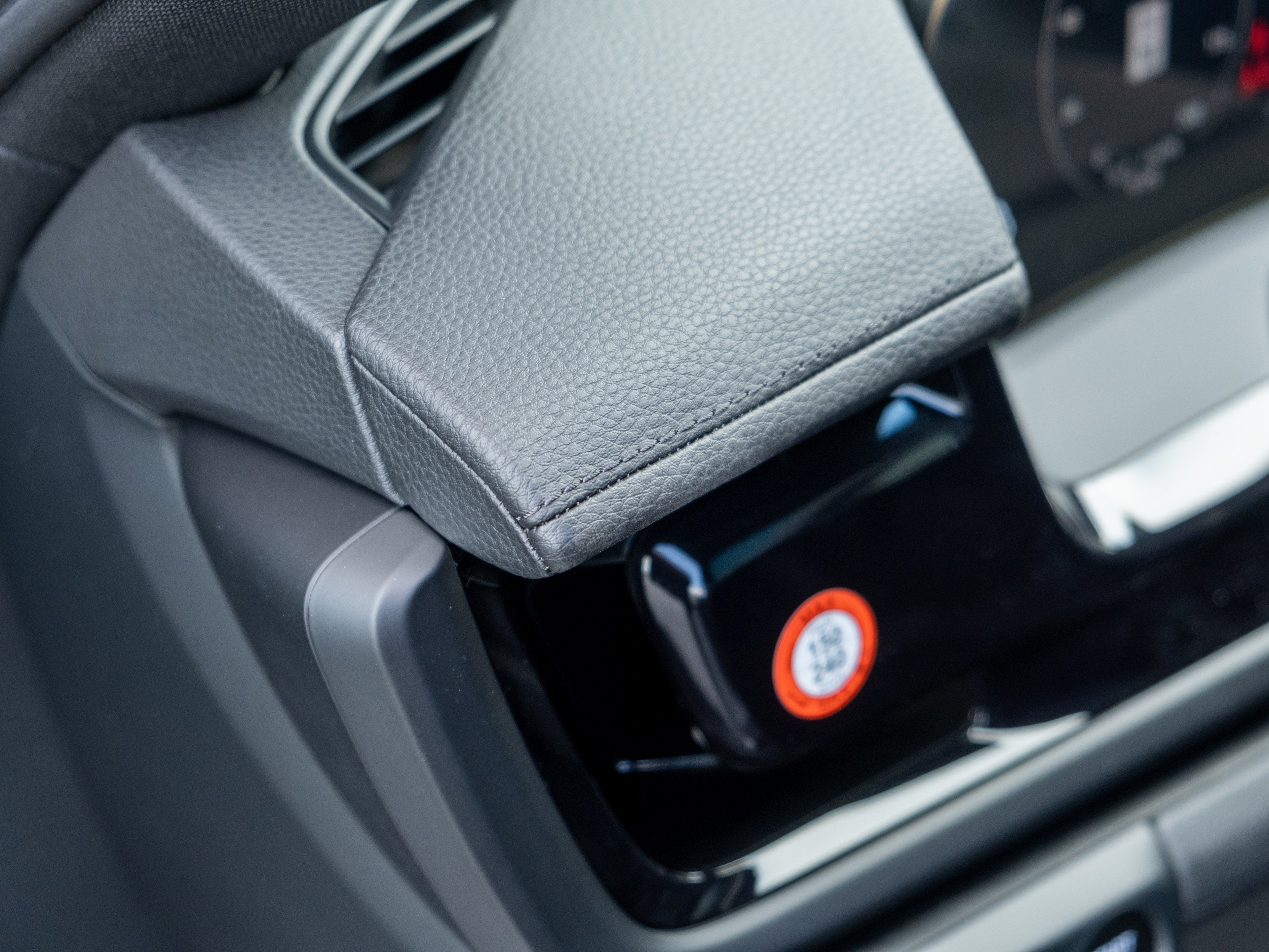 2026 Porsche Panamera 4