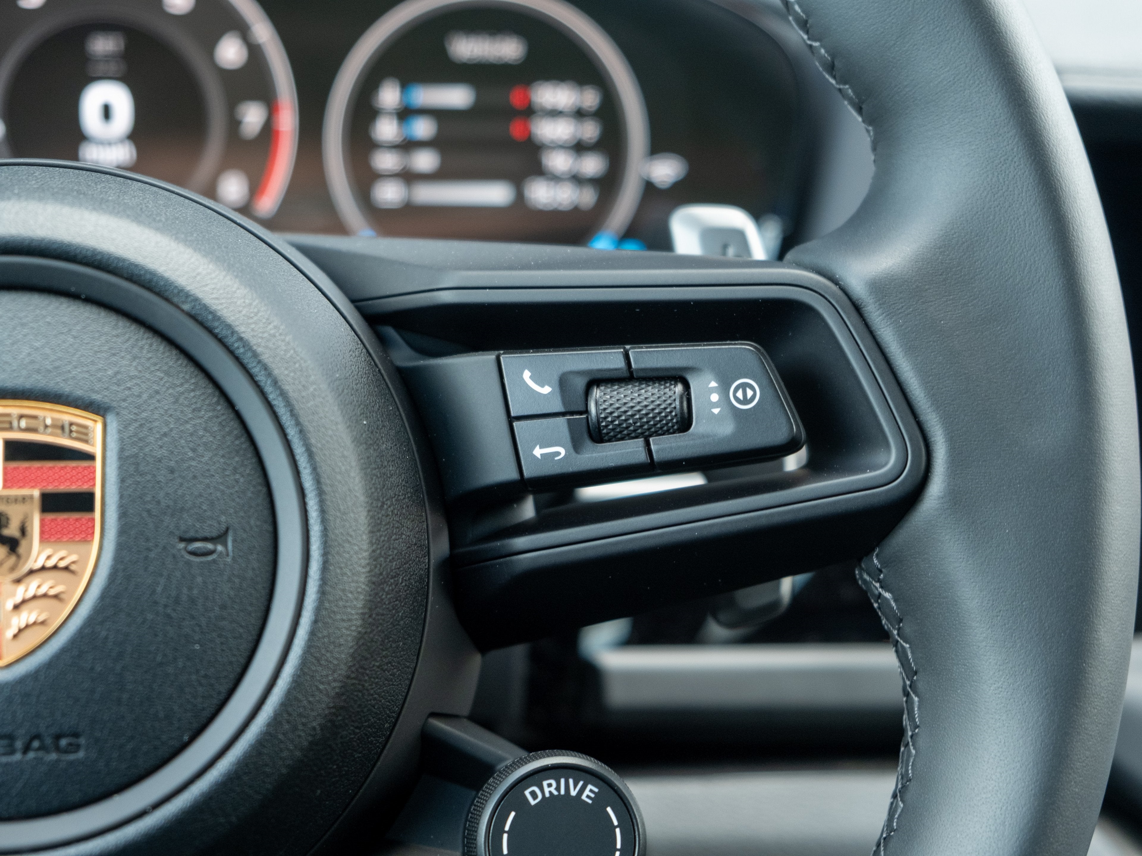 2026 Porsche Panamera 4