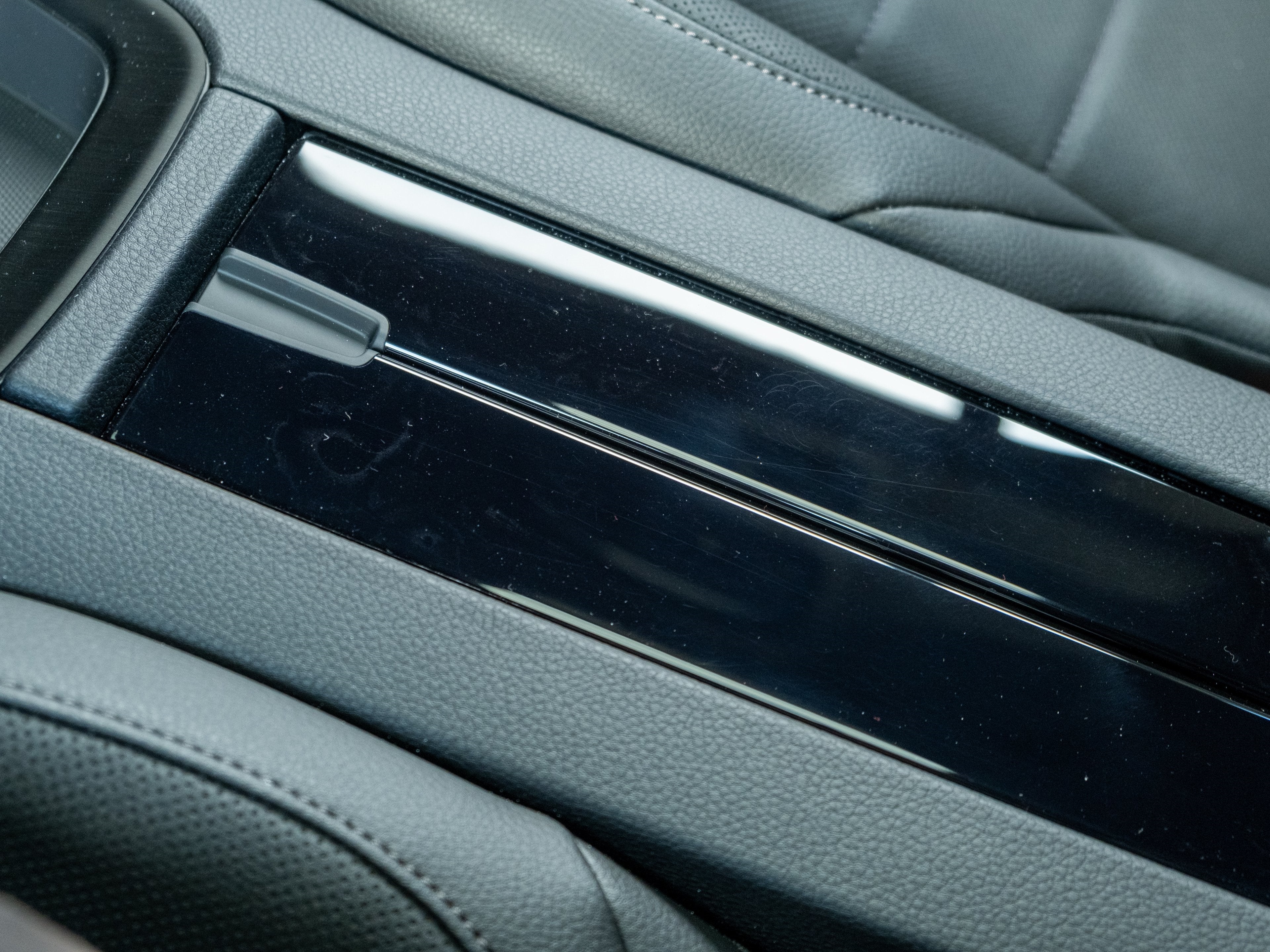 2026 Porsche Panamera 4