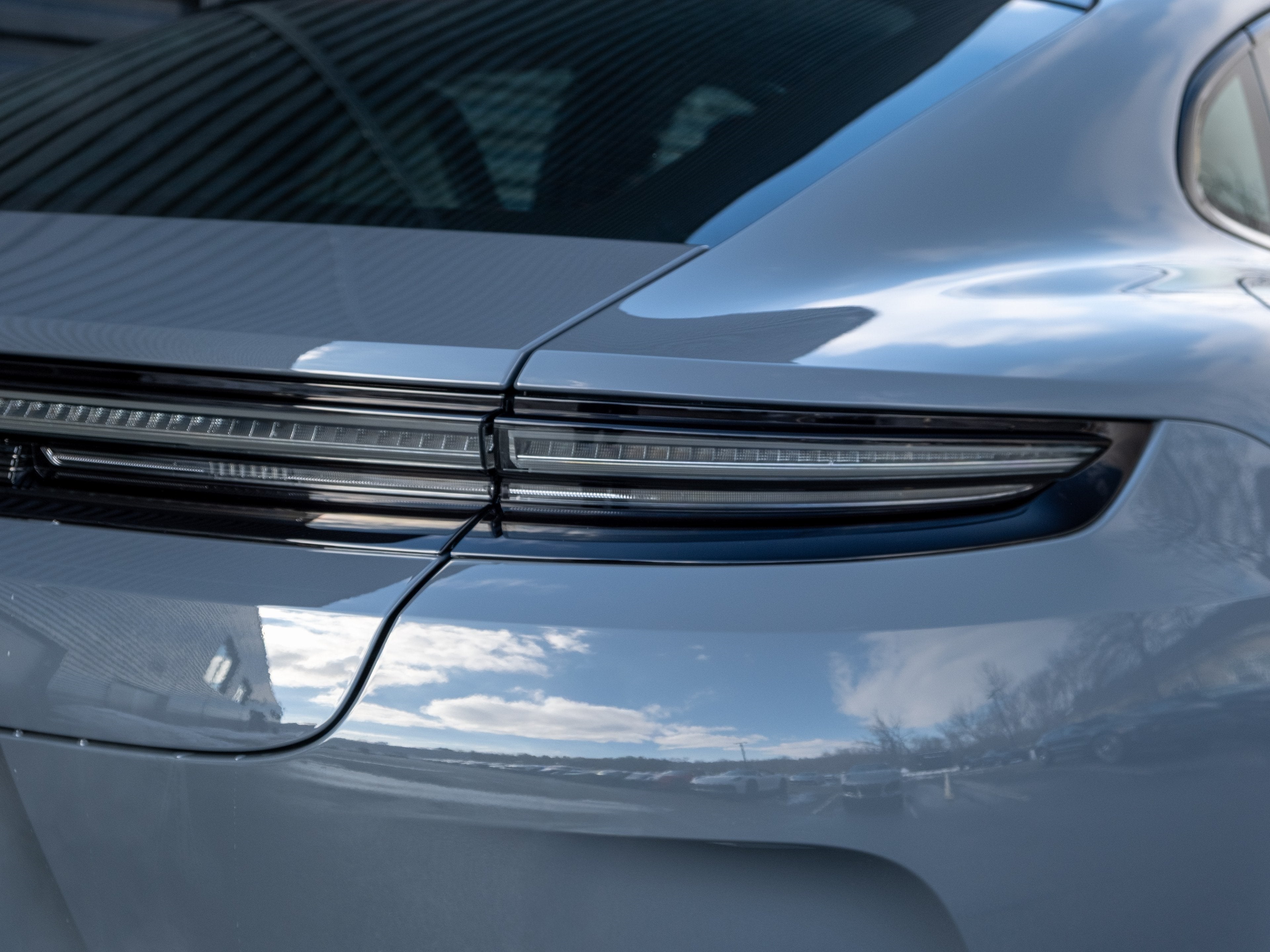 2026 Porsche Panamera 4