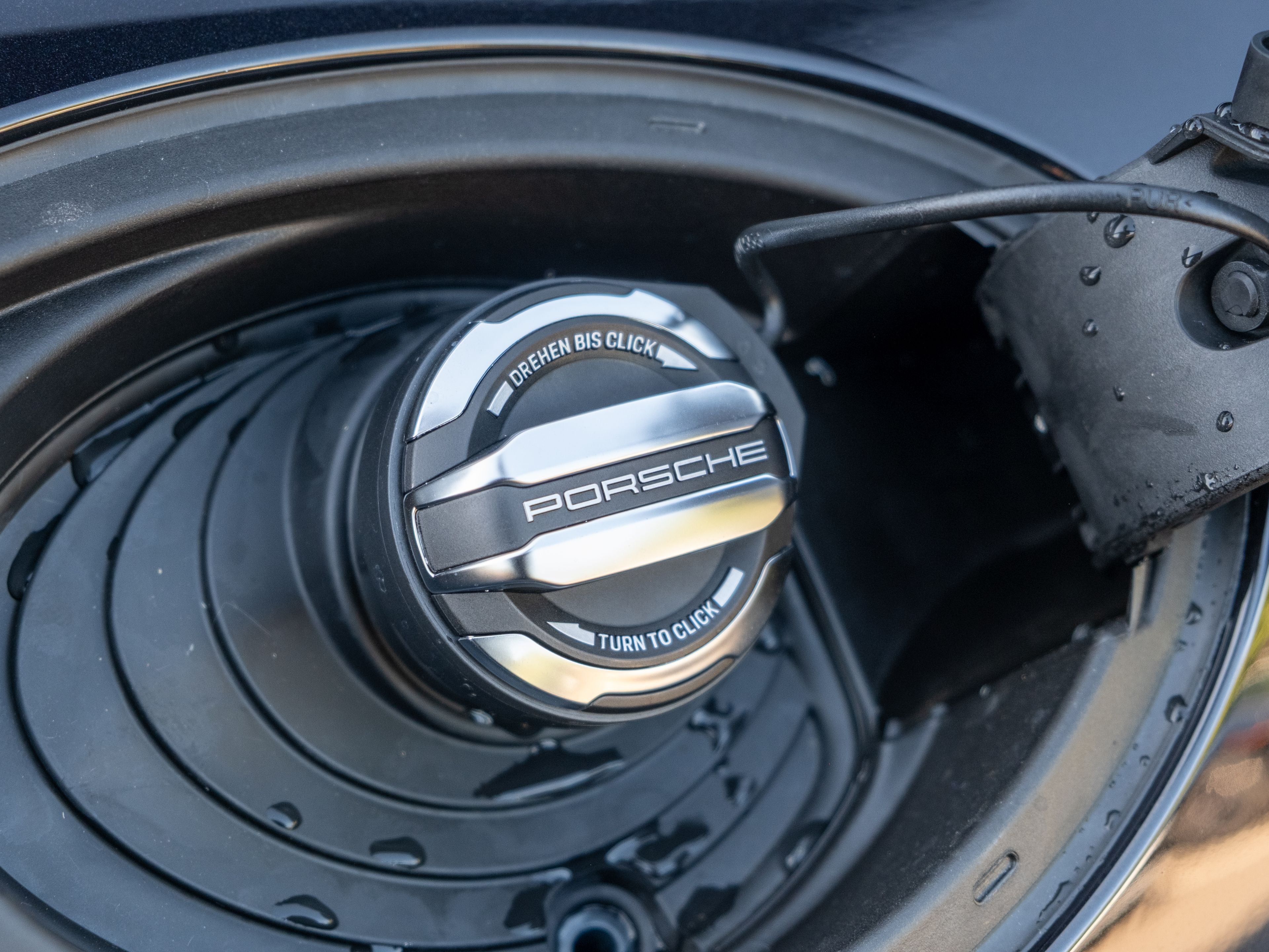 2026 Porsche Panamera 4