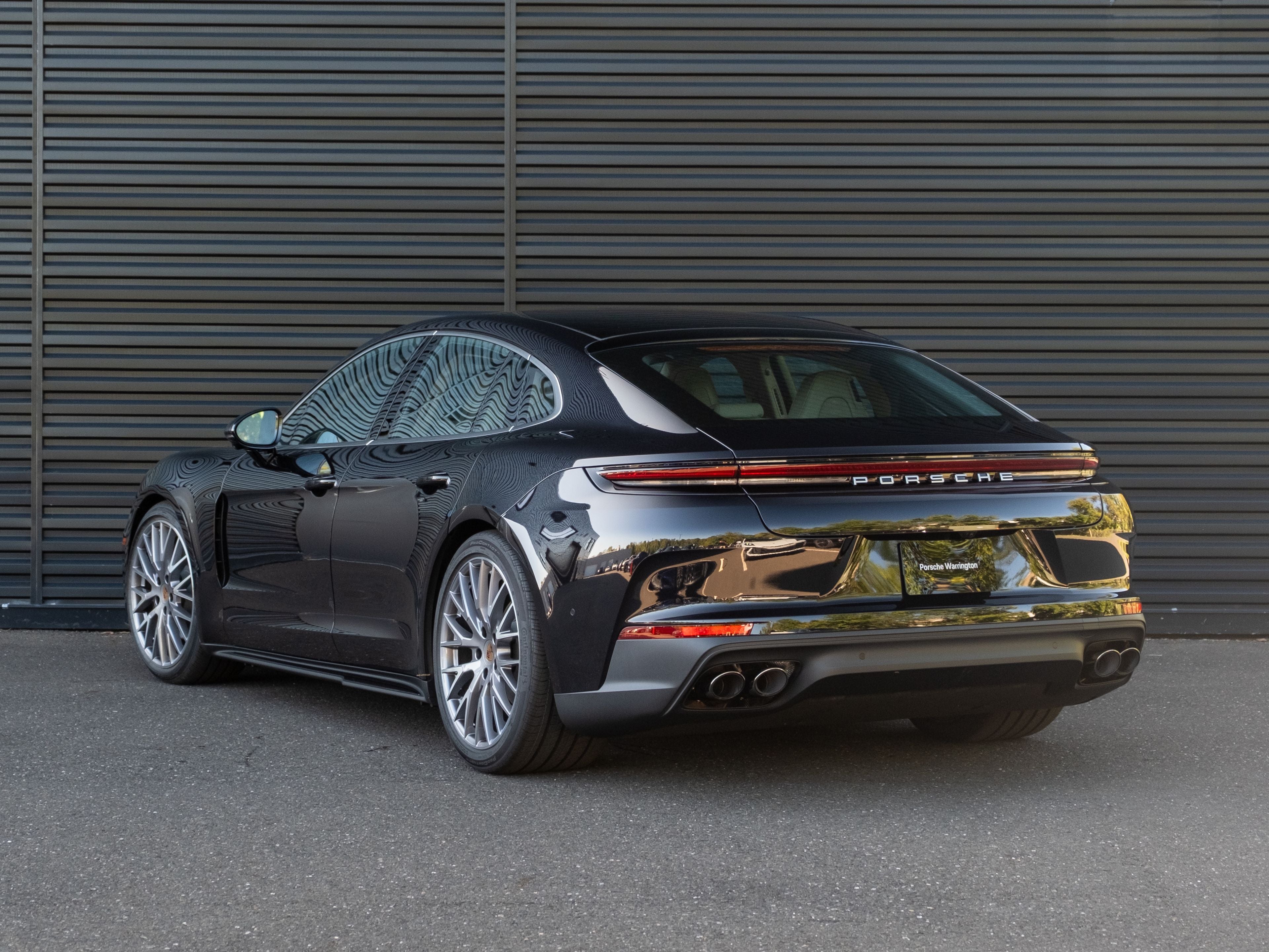 2026 Porsche Panamera 4