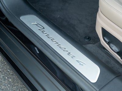 2026 Porsche Panamera 4