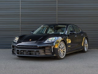 2026 Porsche Panamera 4