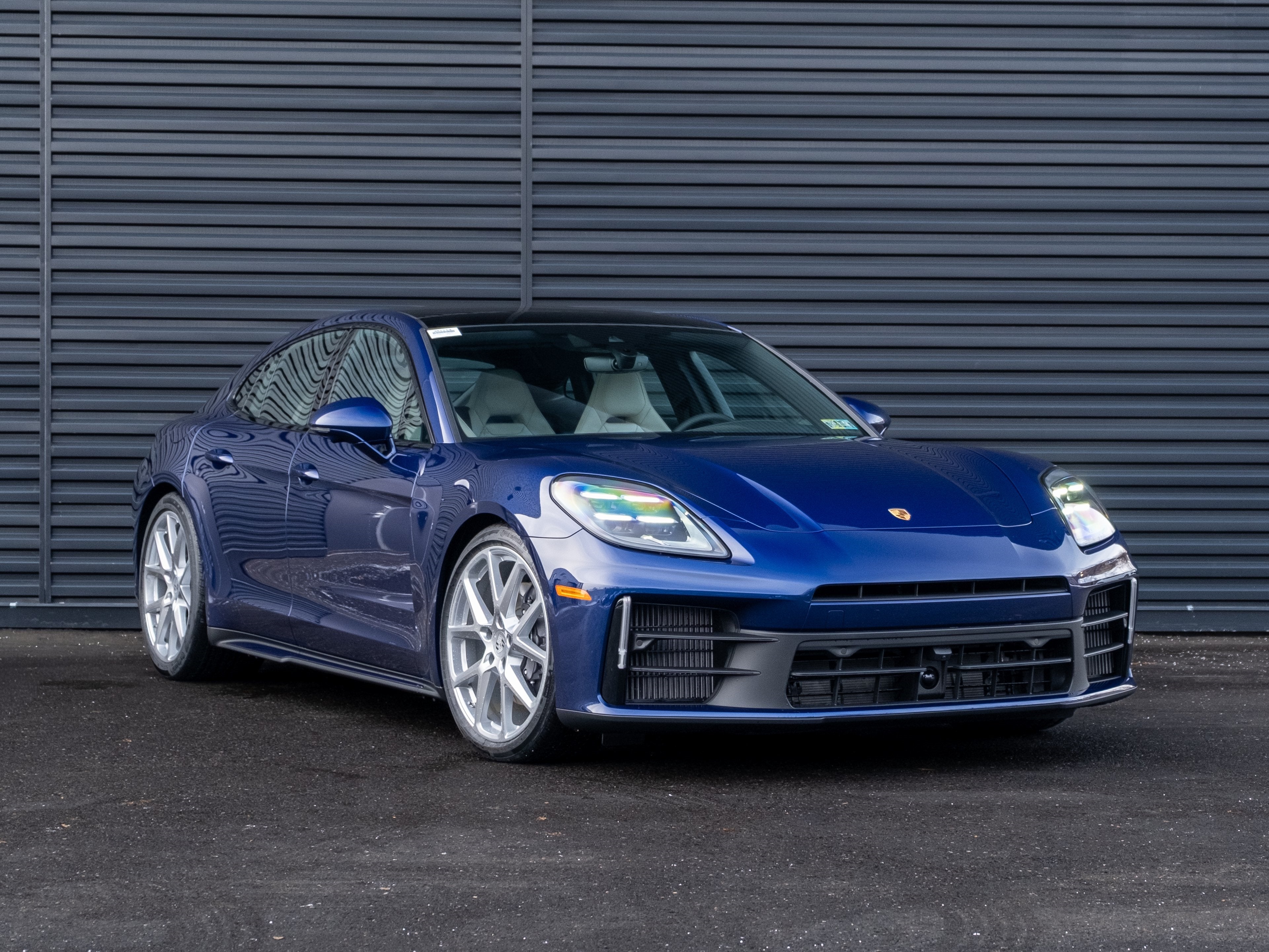 2026 Porsche Panamera 4