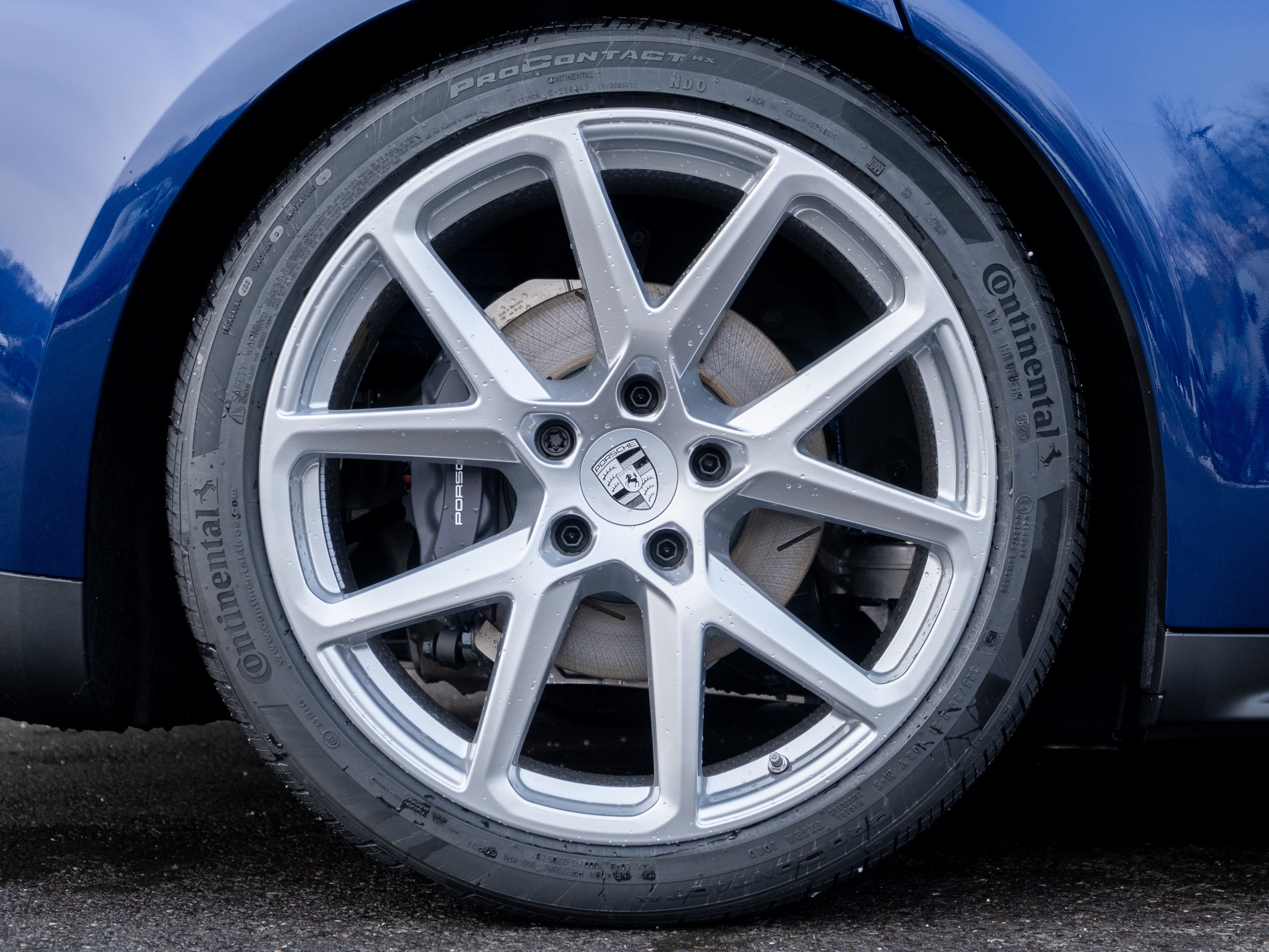 2026 Porsche Panamera 4