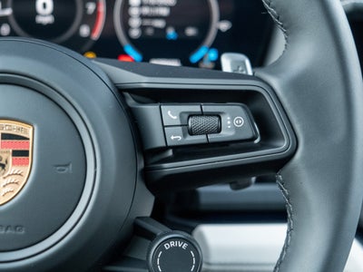 2026 Porsche Panamera 4