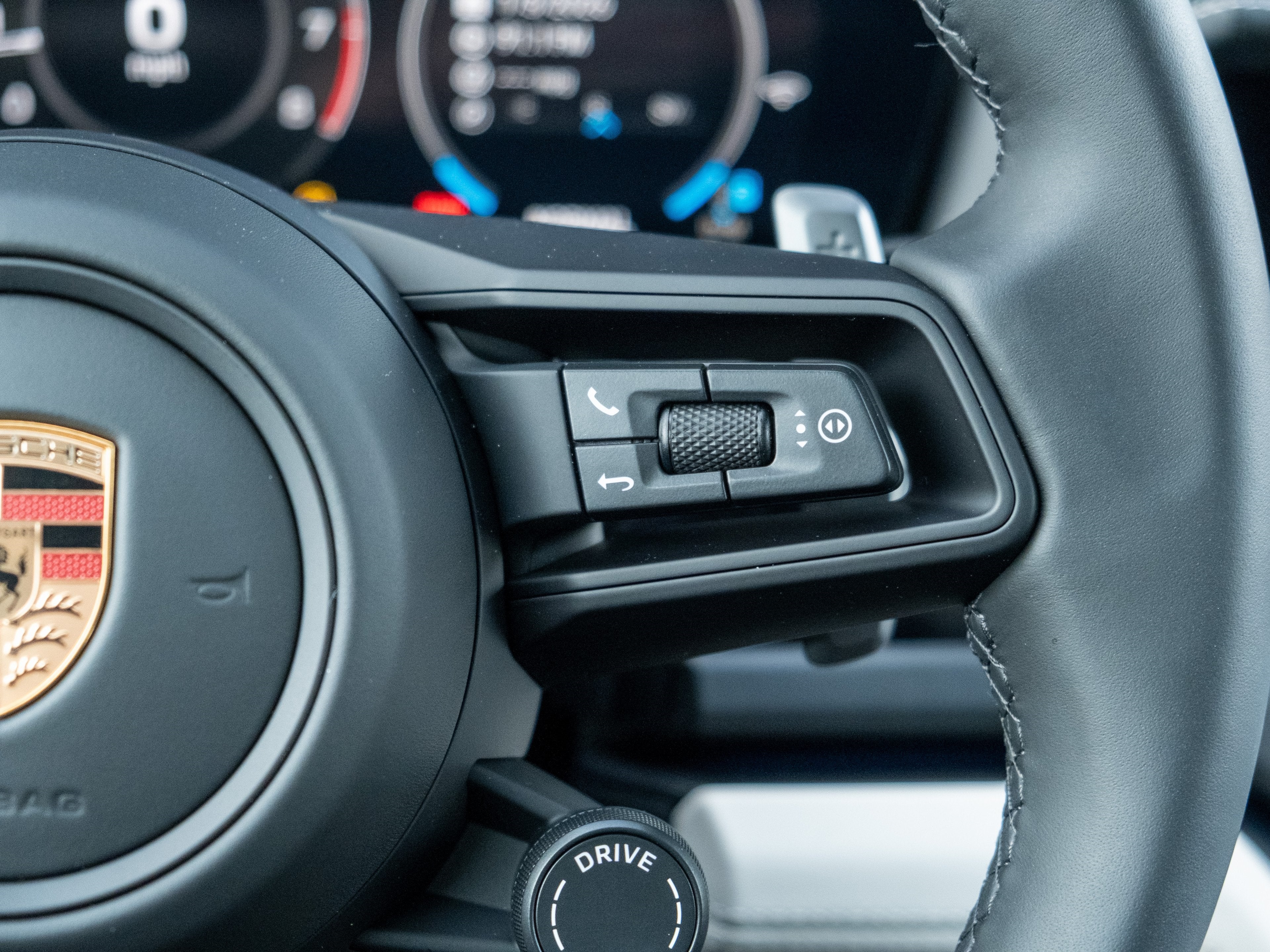 2026 Porsche Panamera 4