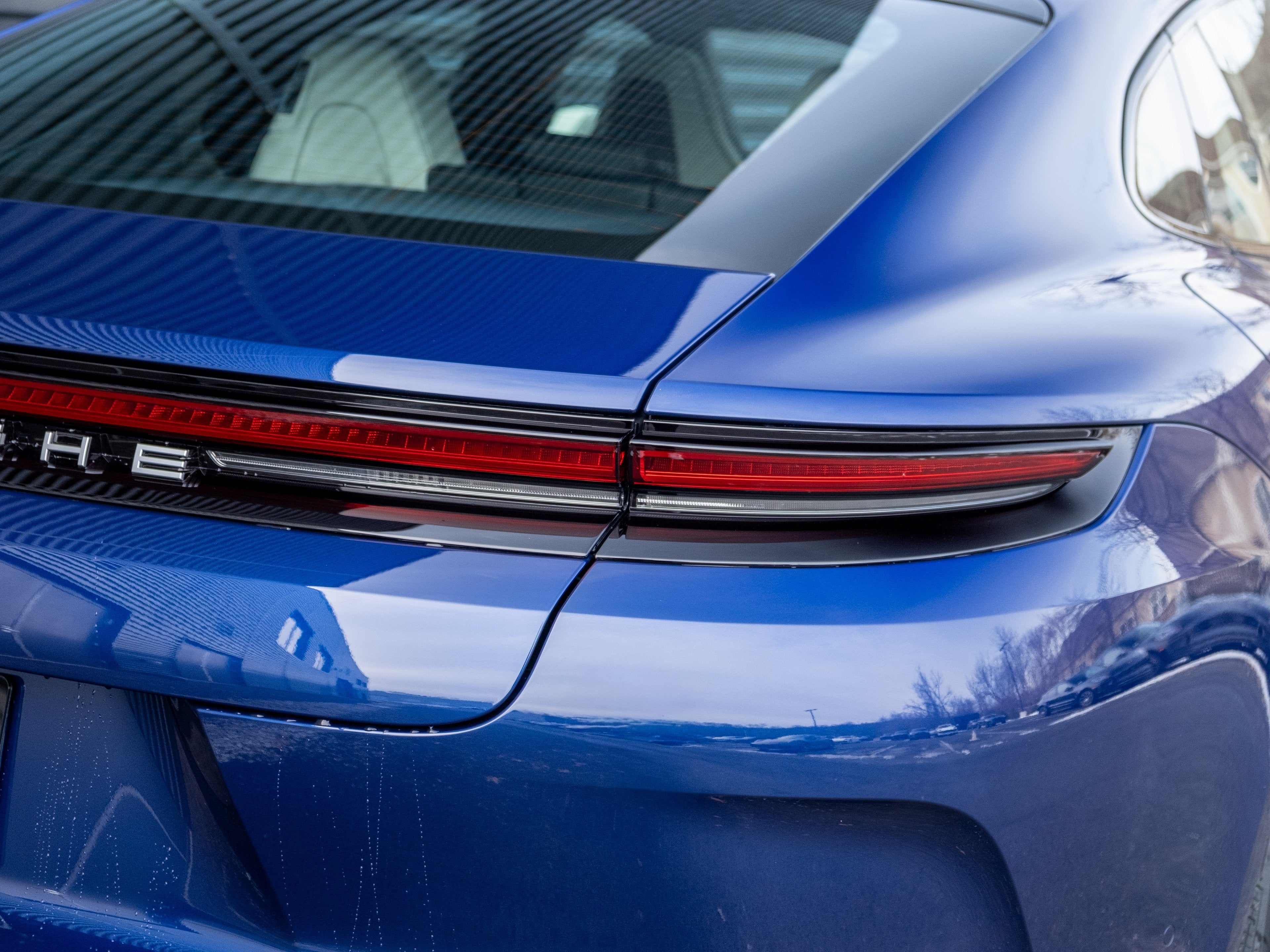 2026 Porsche Panamera 4