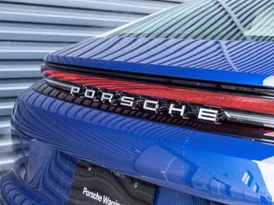 2026 Porsche Panamera 4