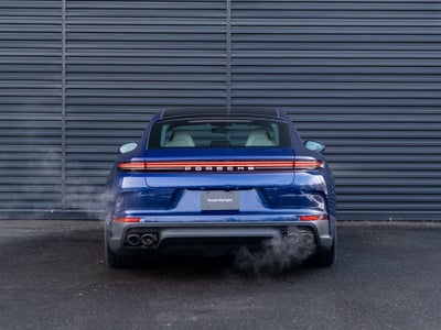 2026 Porsche Panamera 4