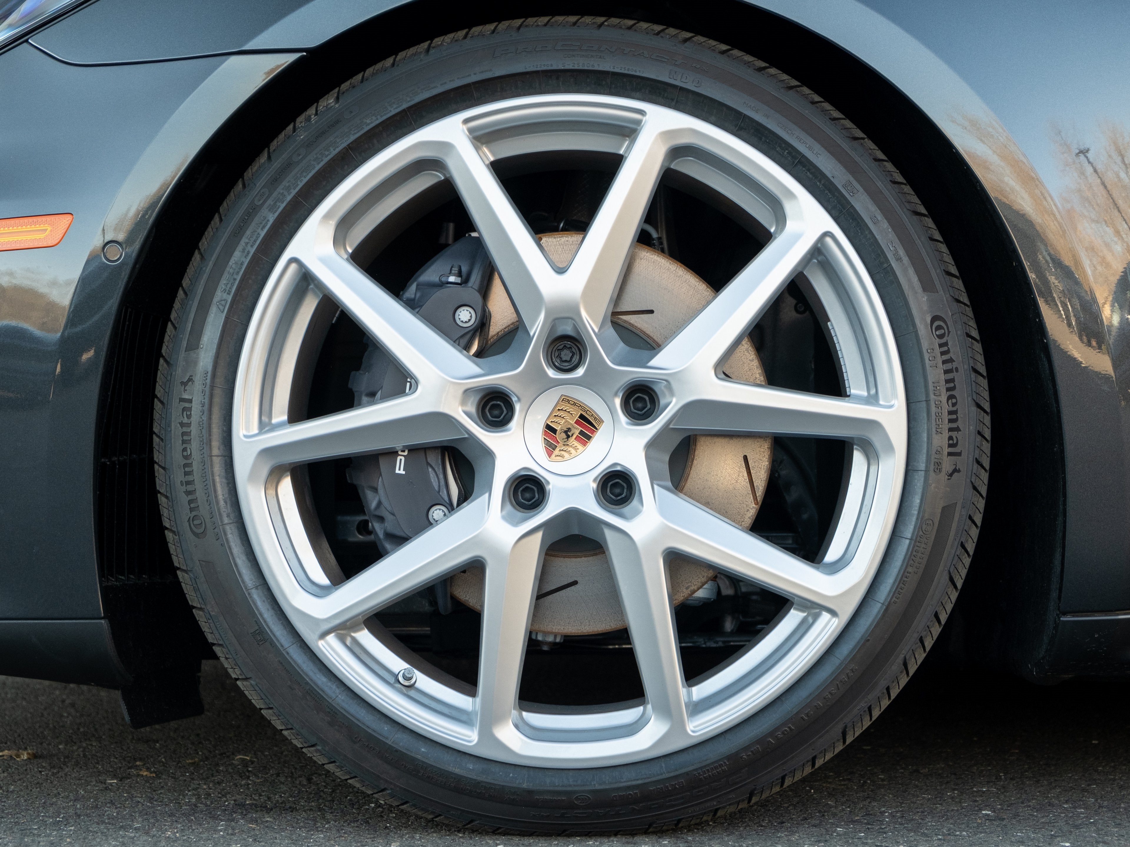 2026 Porsche Panamera 4