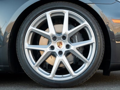 2026 Porsche Panamera 4