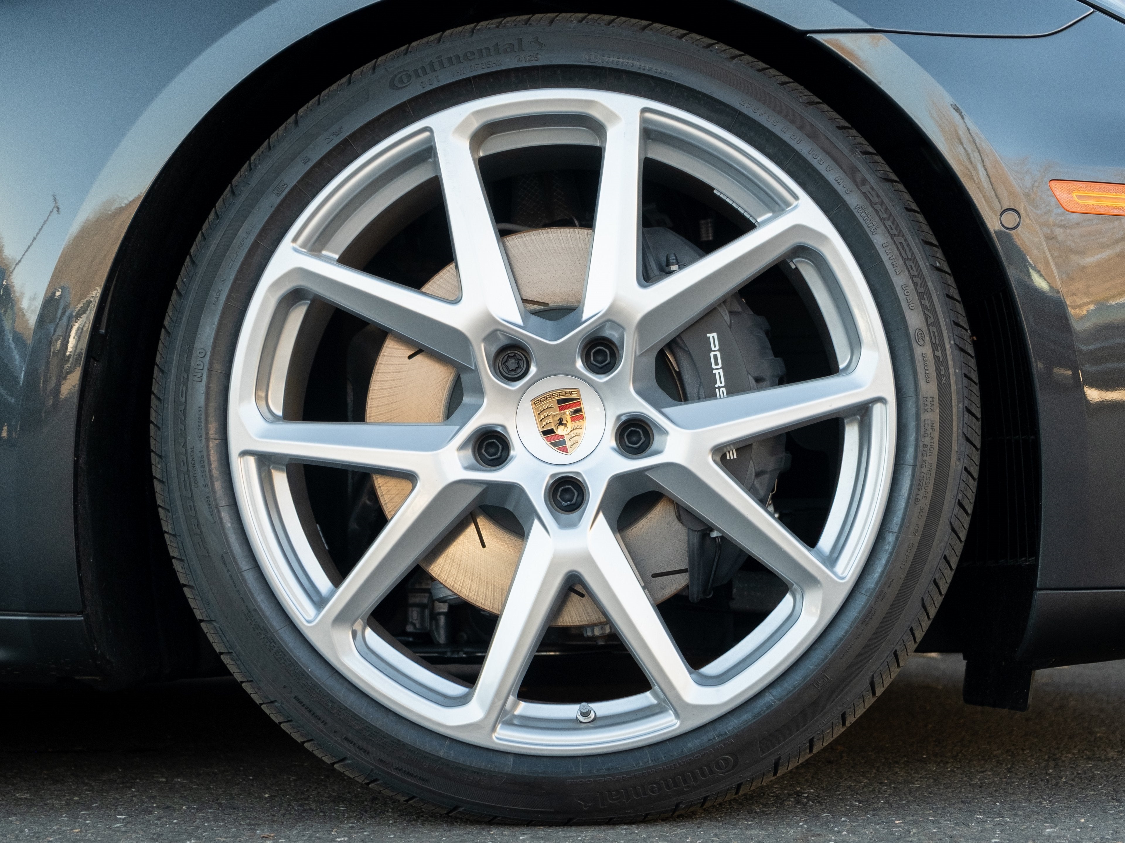 2026 Porsche Panamera 4