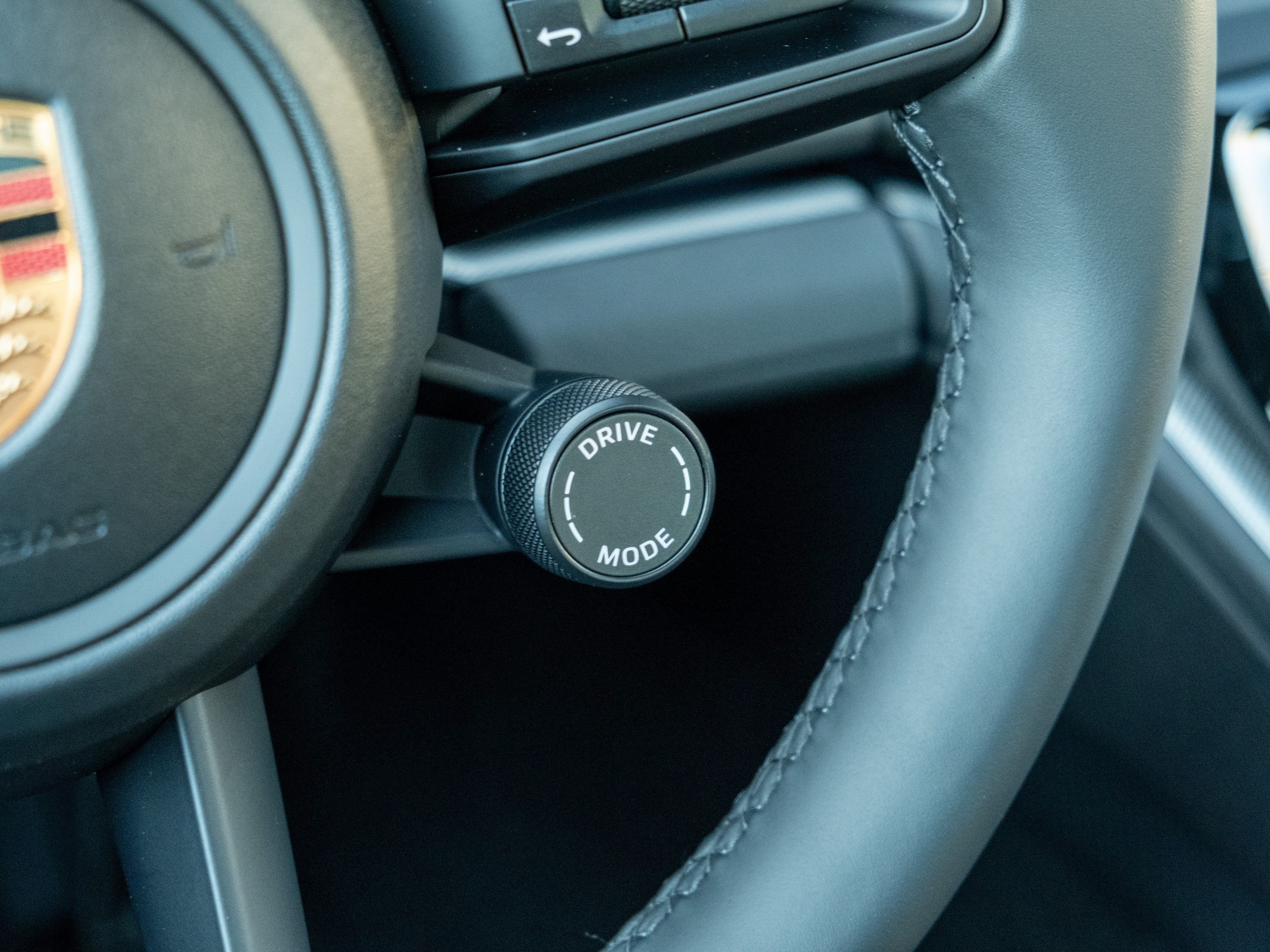 2026 Porsche Panamera 4