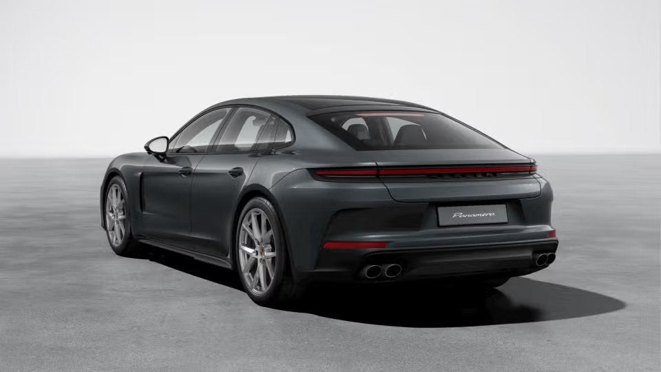 2026 Porsche Panamera 4