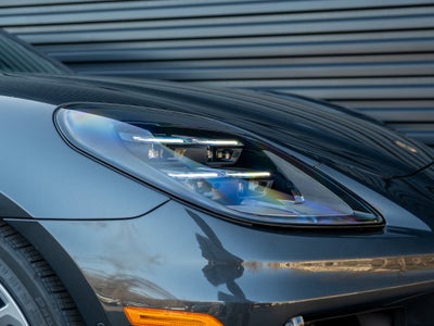 2026 Porsche Panamera 4