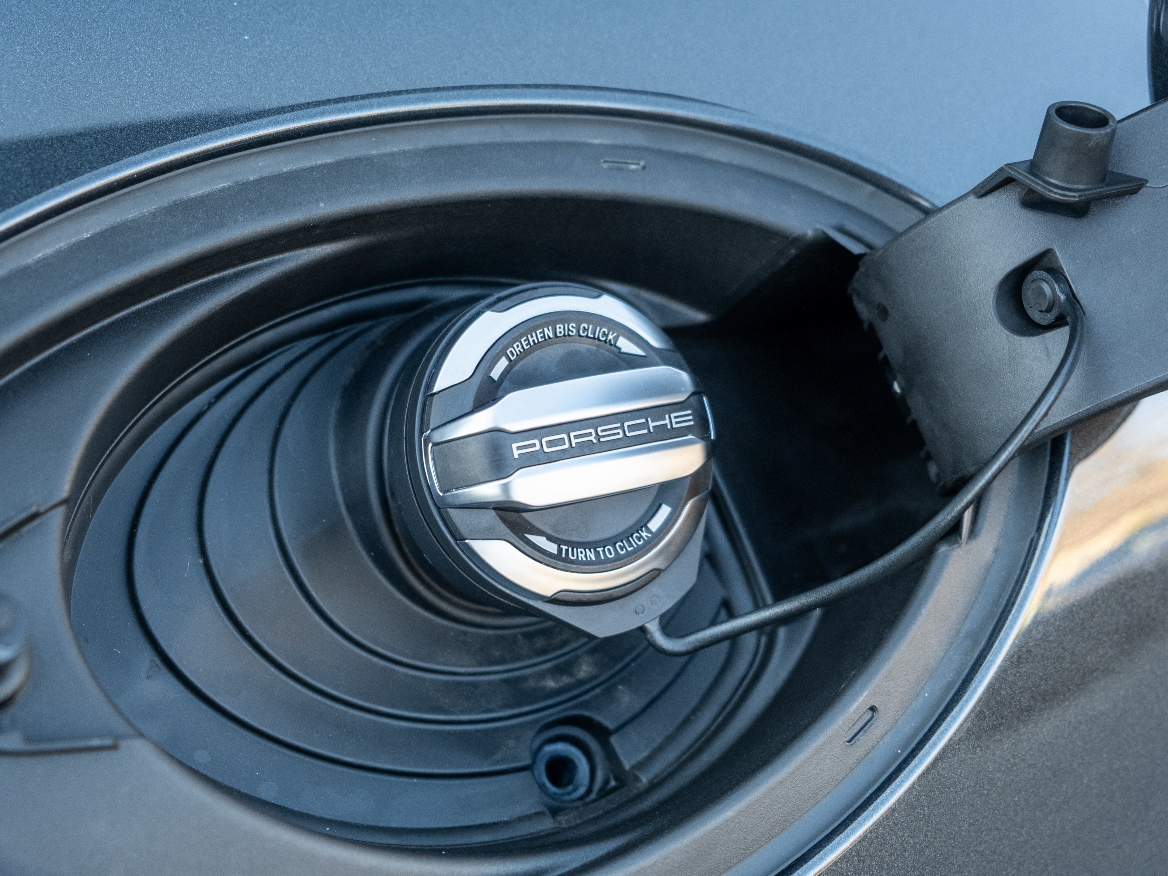 2026 Porsche Panamera 4