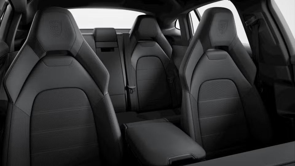 2026 Porsche Panamera 4