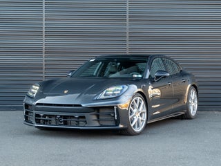 2026 Porsche Panamera 4