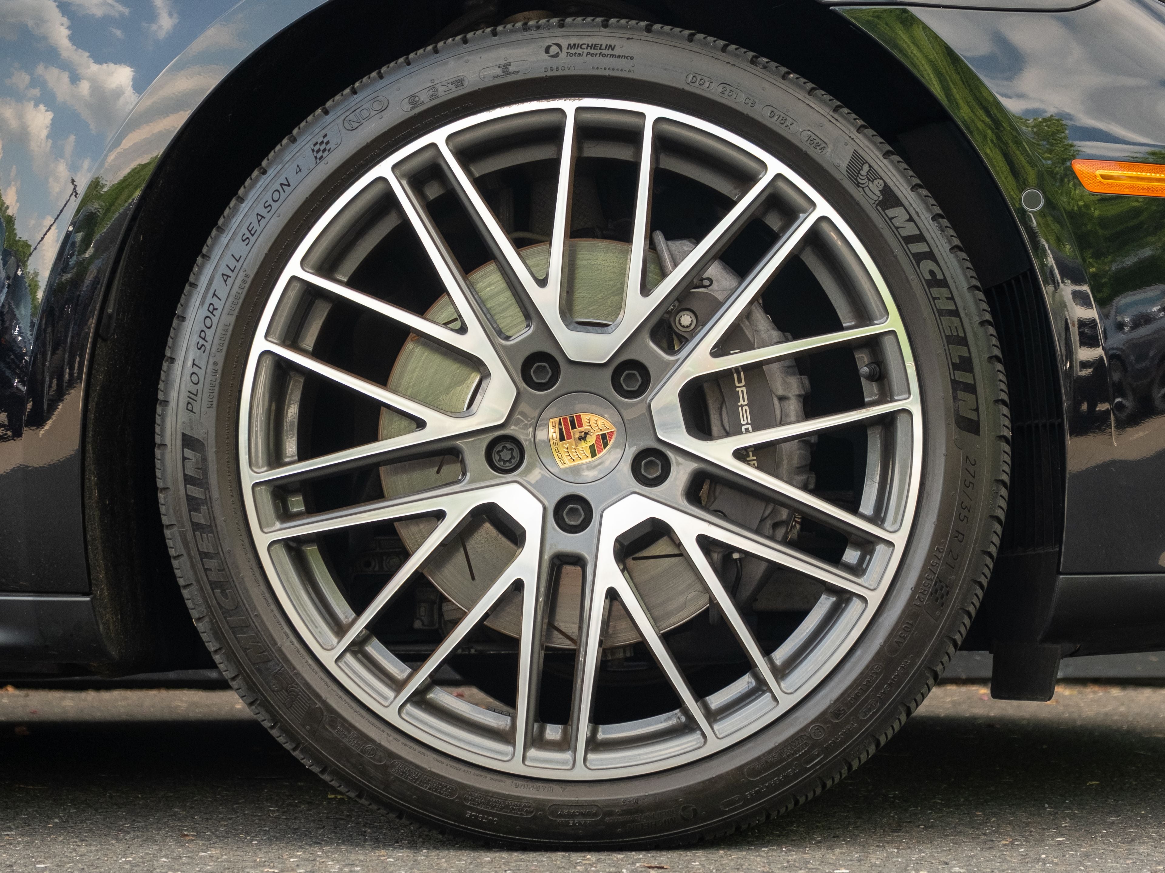 2024 Porsche Panamera 4