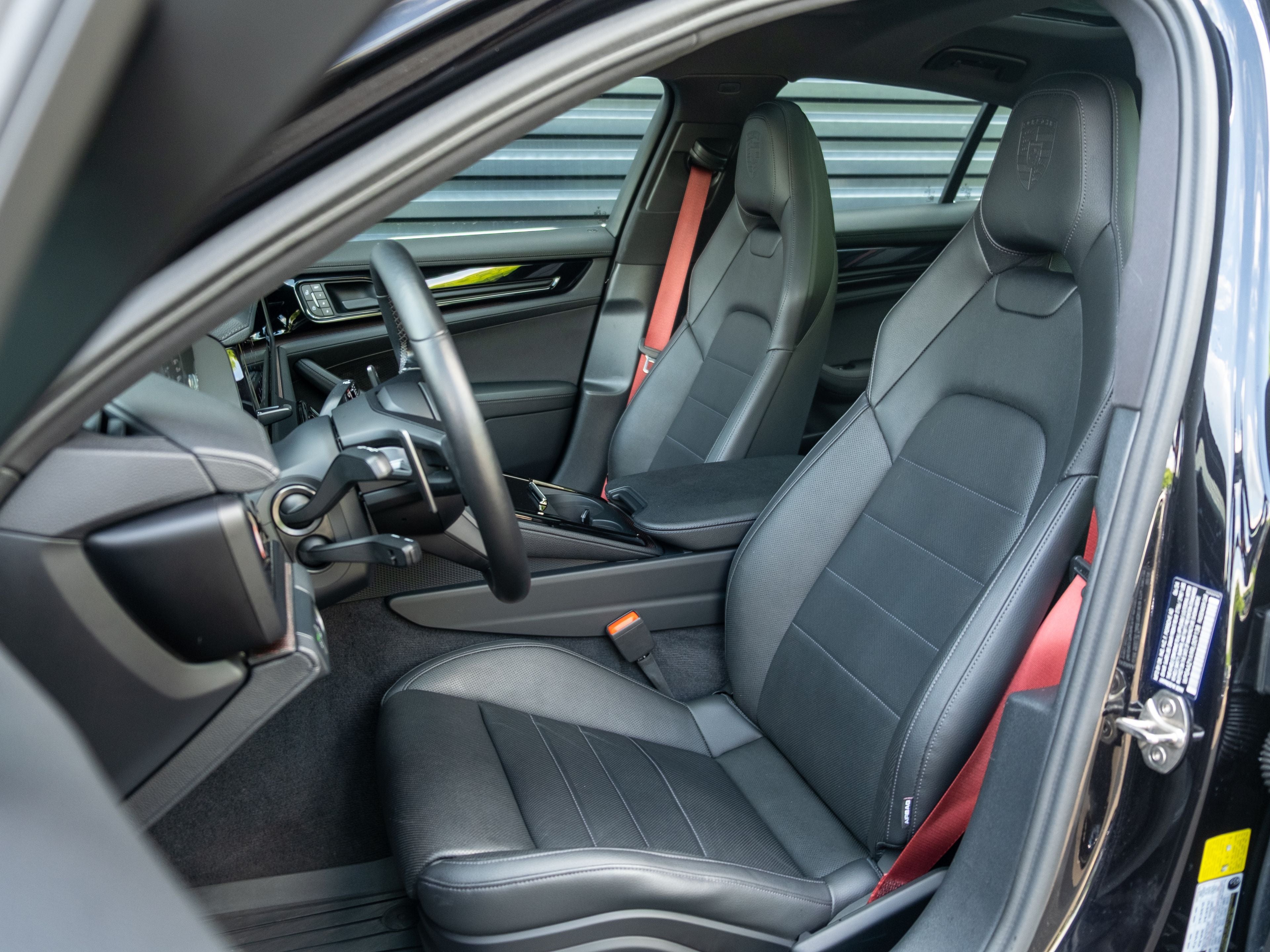 2024 Porsche Panamera 4