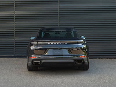2024 Porsche Panamera 4