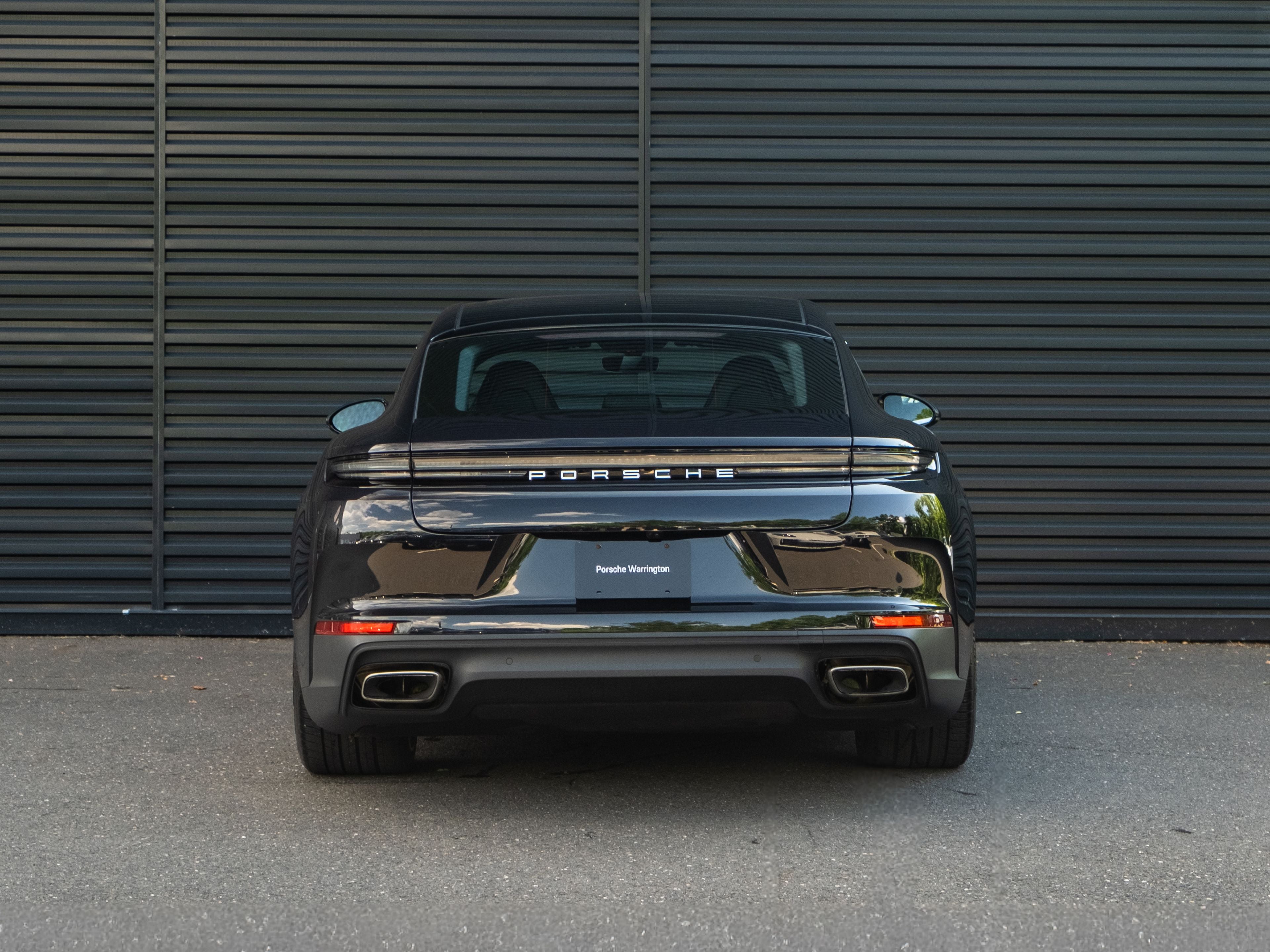 2024 Porsche Panamera 4