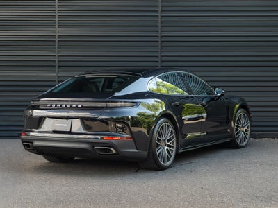 2024 Porsche Panamera 4