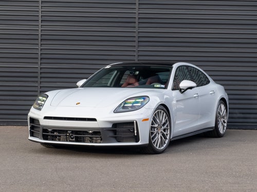 2026 Porsche Panamera 4