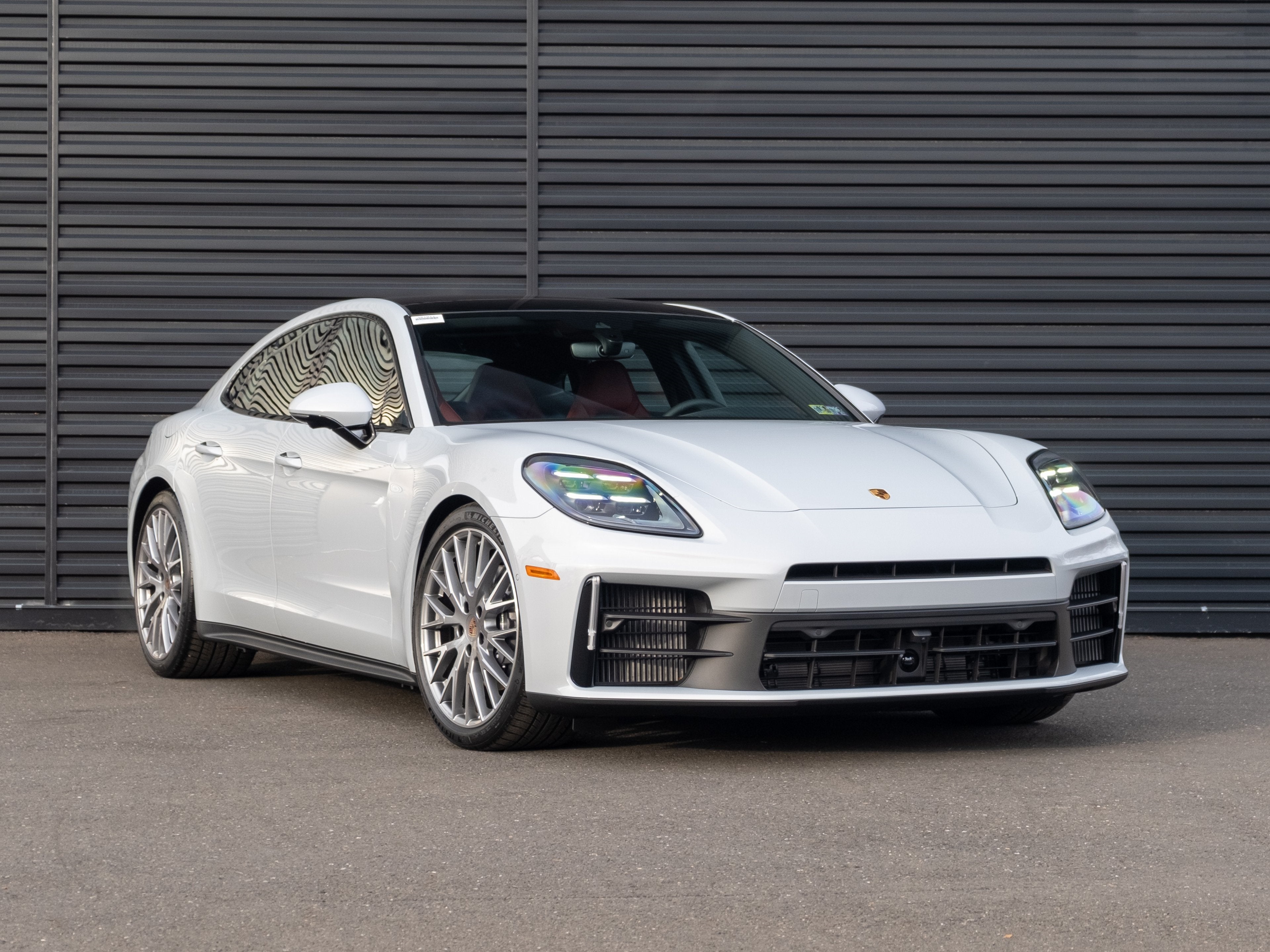 2026 Porsche Panamera 4