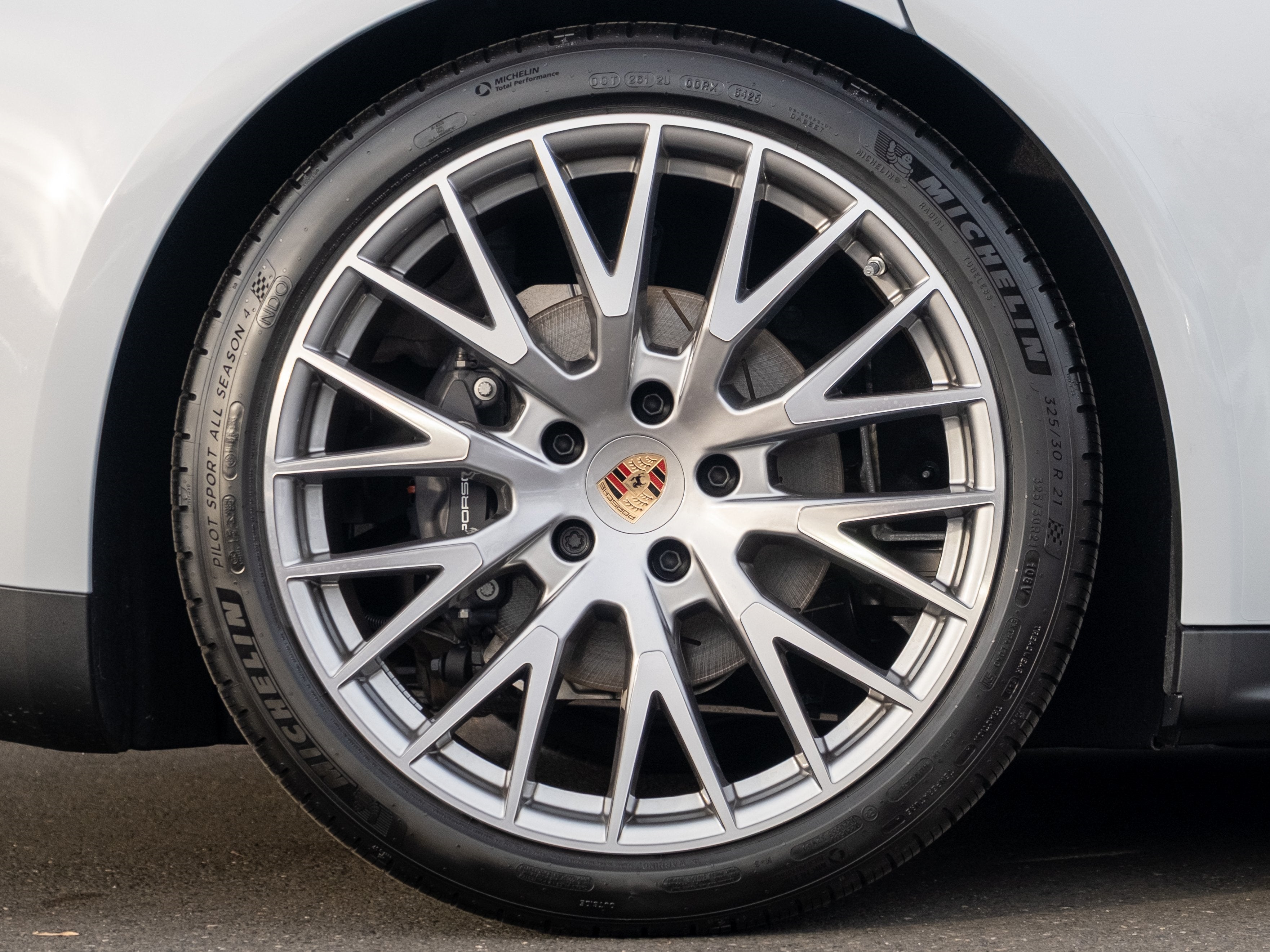 2026 Porsche Panamera 4