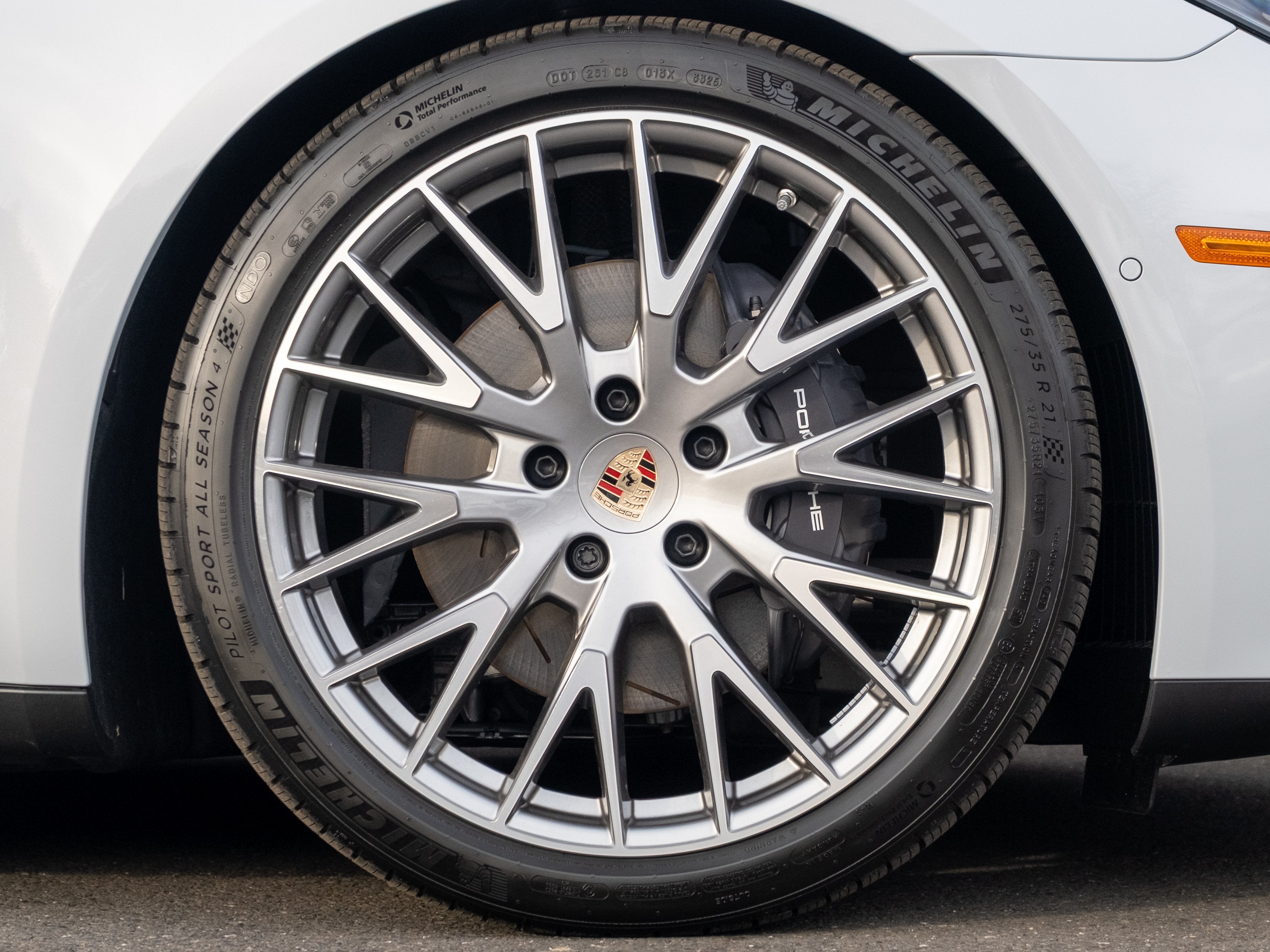 2026 Porsche Panamera 4