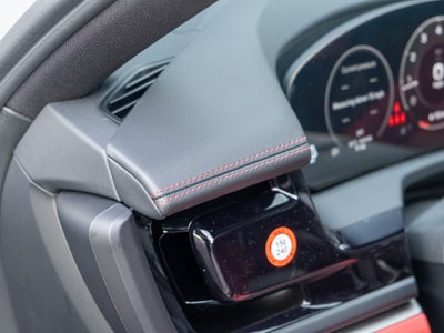 2026 Porsche Panamera 4