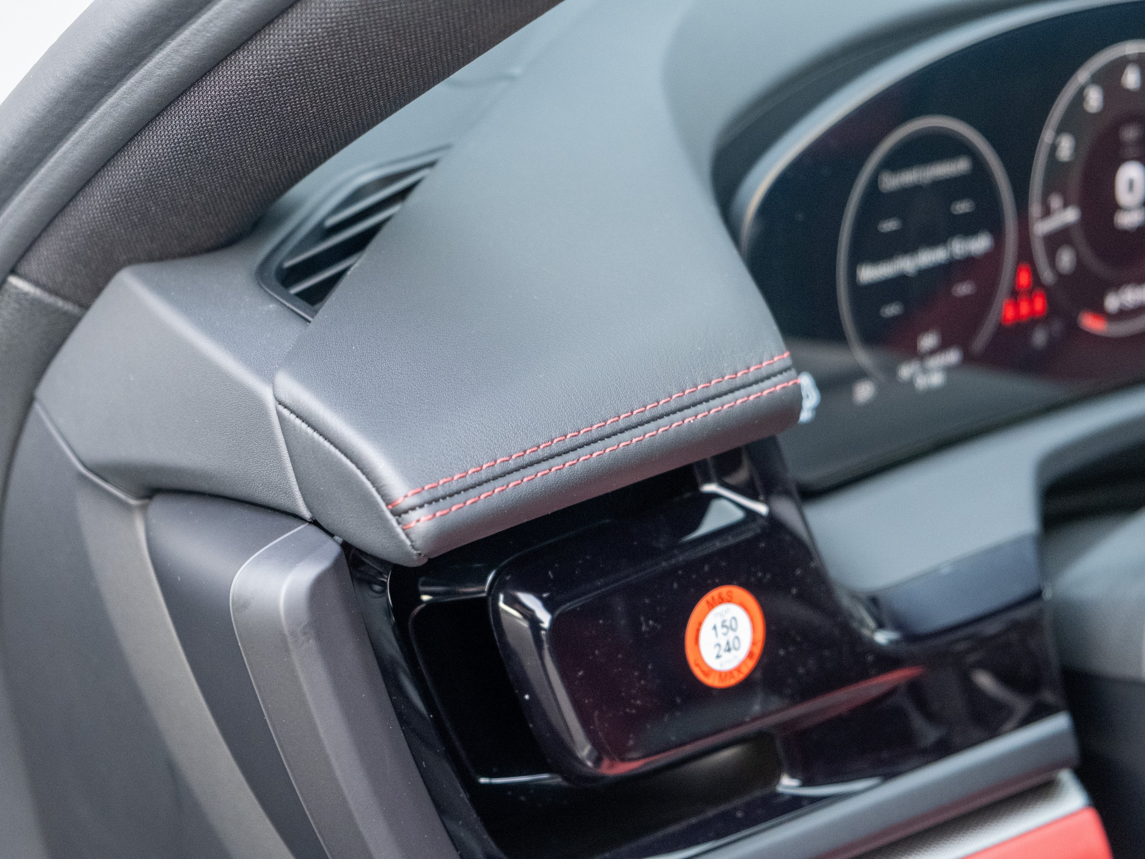 2026 Porsche Panamera 4