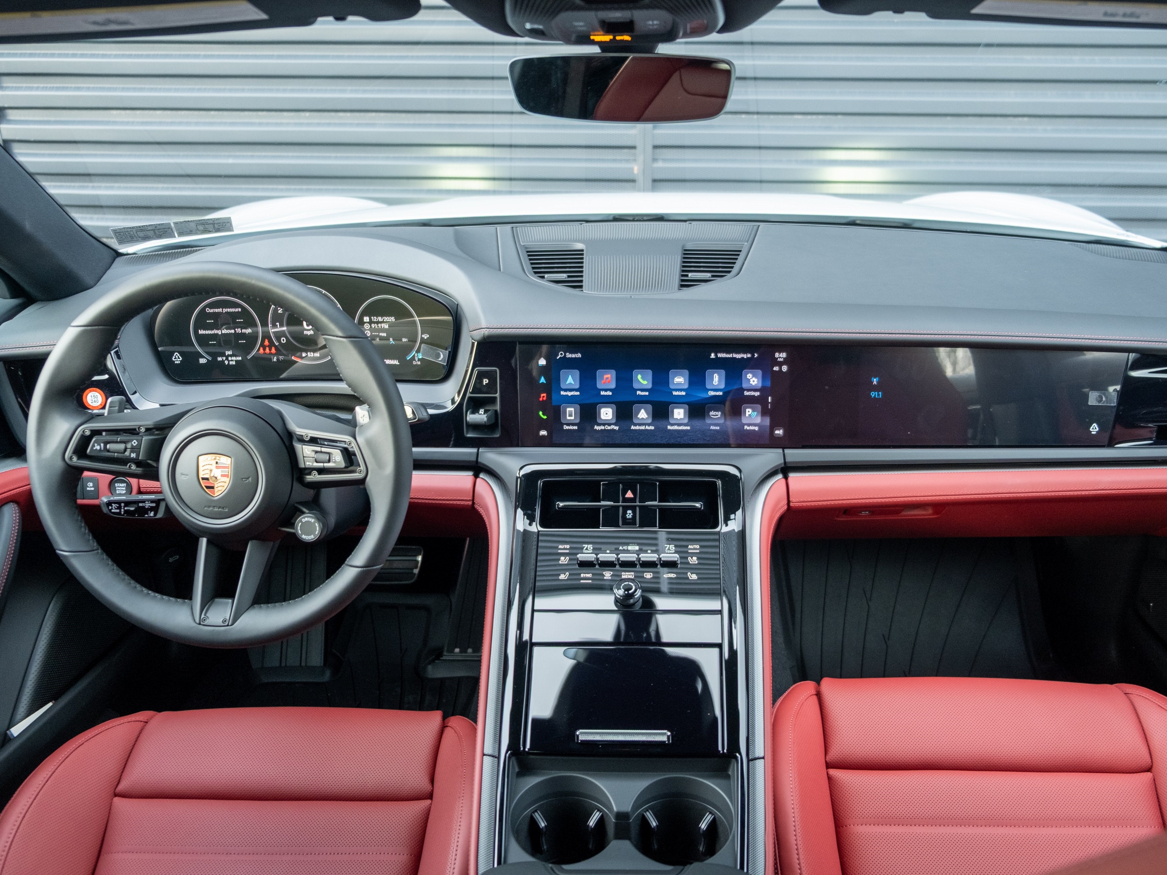 2026 Porsche Panamera 4